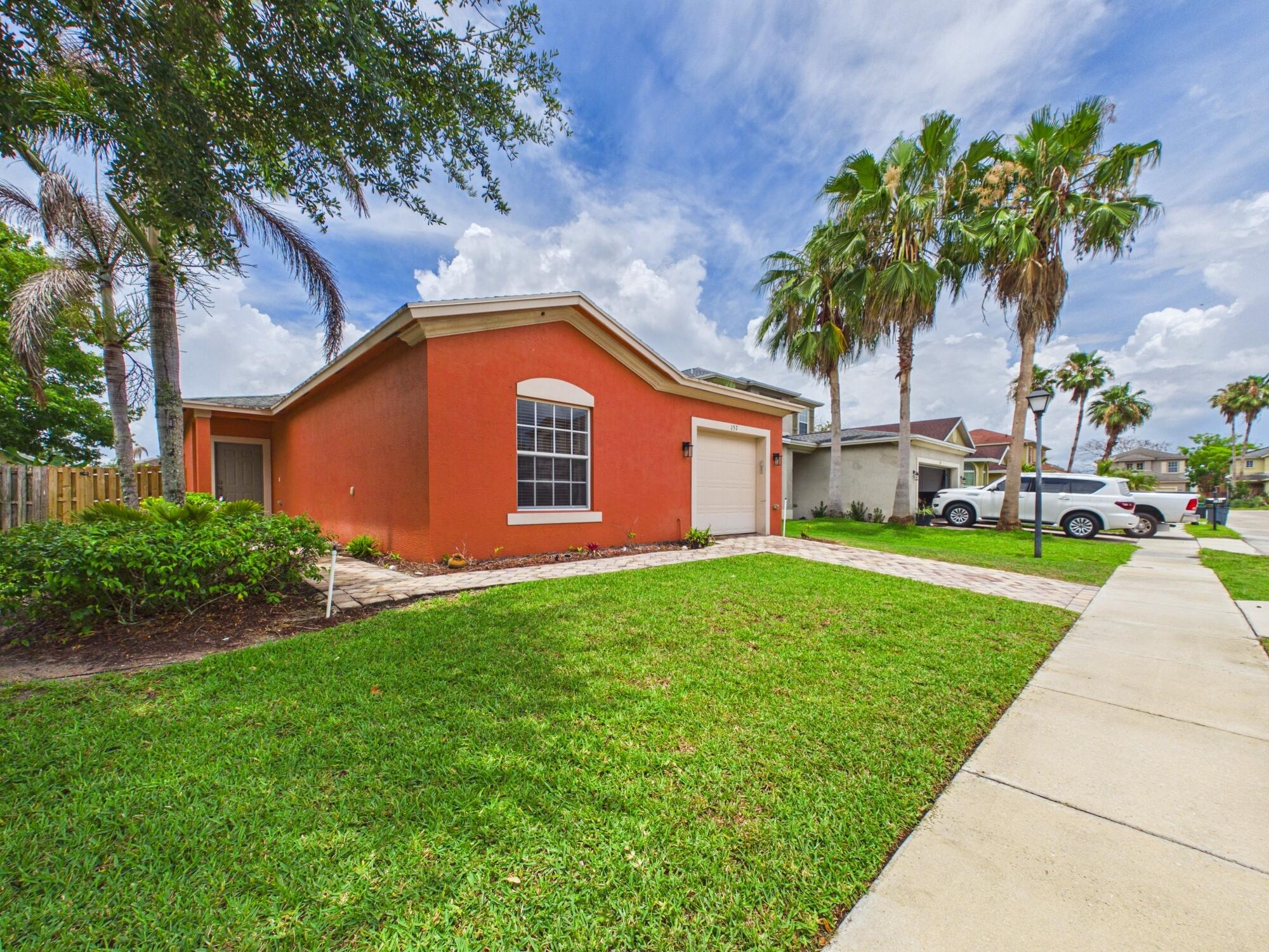 En Venta 157 Blue Grotto Drive, Fort Pierce, FL 34945, Fort Pierce, FL 34945