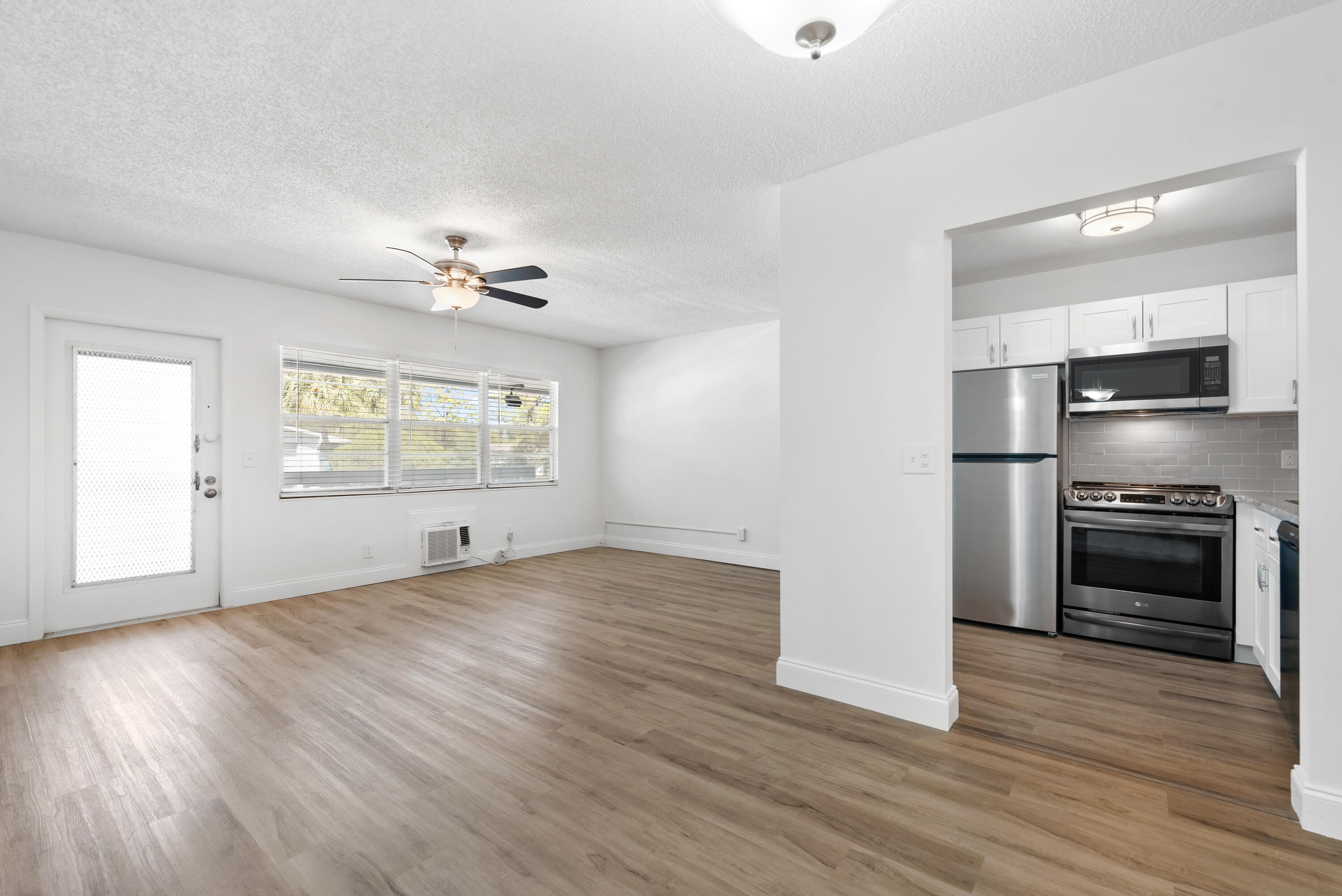 Foto de propiedad en 142 Ventnor Drive I, Deerfield Beach, FL 33442 Deerfield Beach con MLS# 