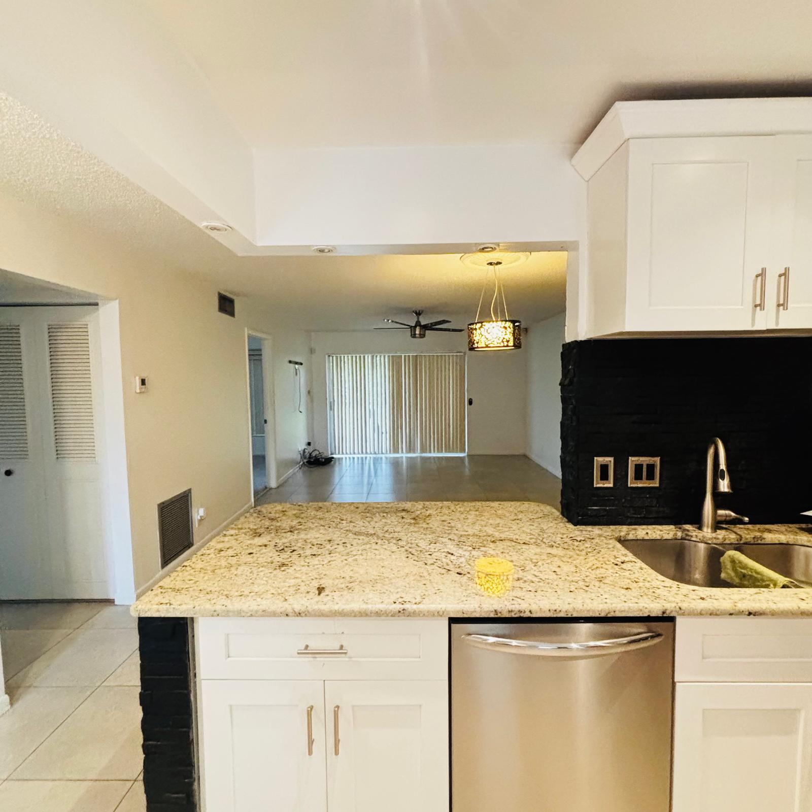 Alquilada 386 Bennington Lane, Lake Worth, FL 33467, Lake Worth, FL 33467