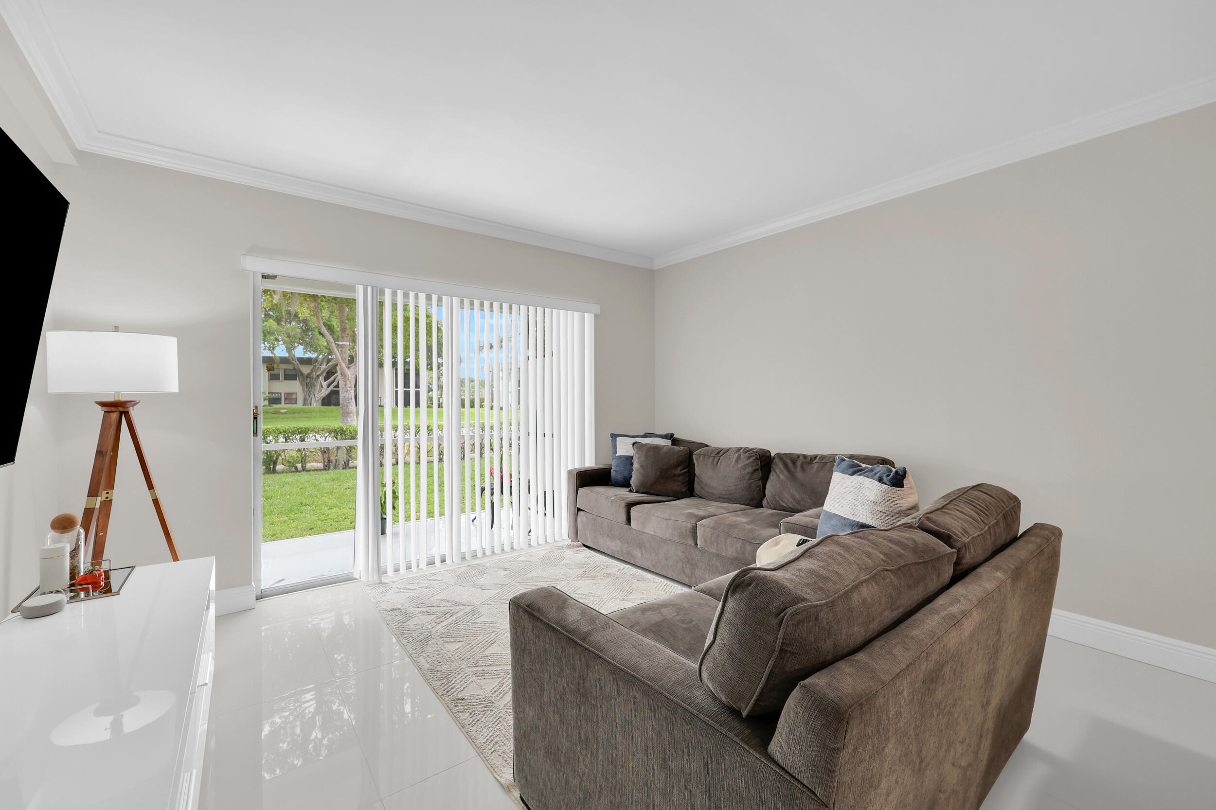 Vendido 899 SE 2nd Avenue 120, Deerfield Beach, FL 33441, Deerfield Beach, FL 33441