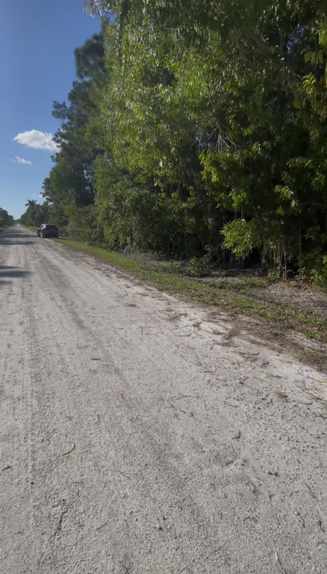 Foto de propiedad en 12405 82nd Street N, West Palm Beach, FL 33412 West Palm Beach con MLS# 