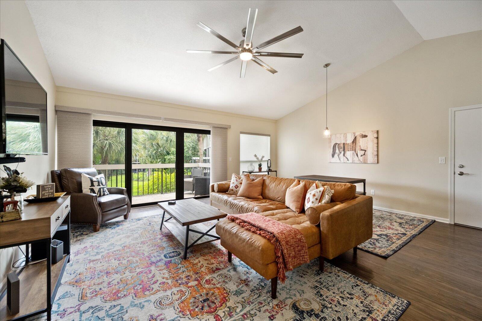 Alquilada 11863 Wimbledon Circle 538, Wellington, FL 33414, Wellington, FL 33414