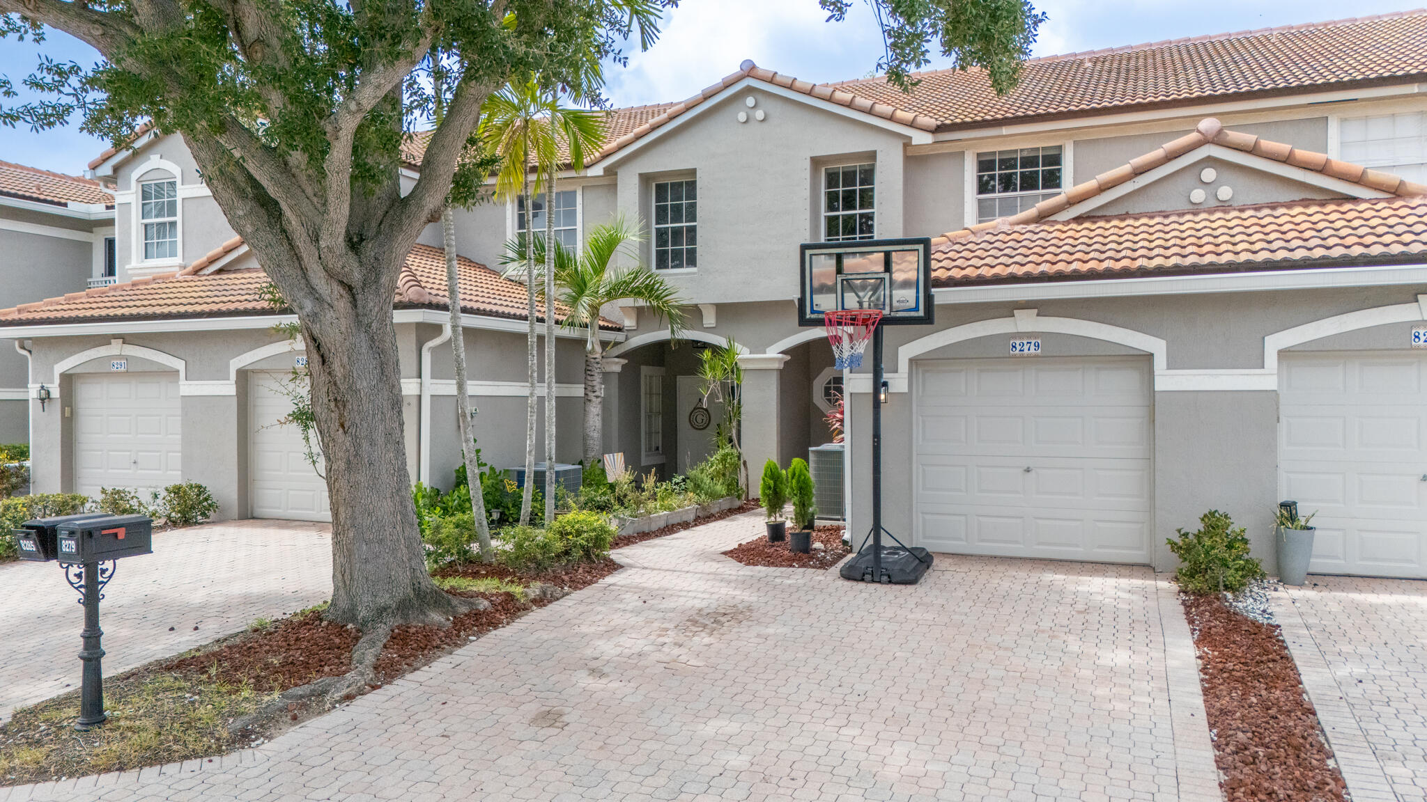 Foto de propiedad en 8279 Via Leonessa Drive, Boca Raton, FL 33433 Boca Raton con MLS# 