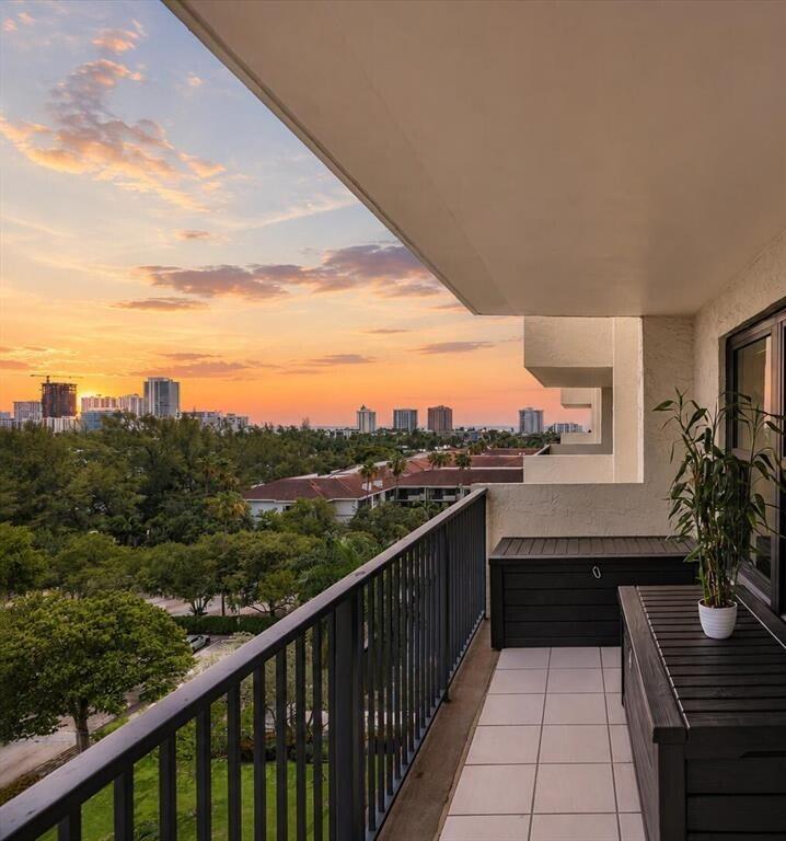 Vendido 3200 Port Royale Drive N 910, Fort Lauderdale, FL 33308, Fort Lauderdale, FL 33308
