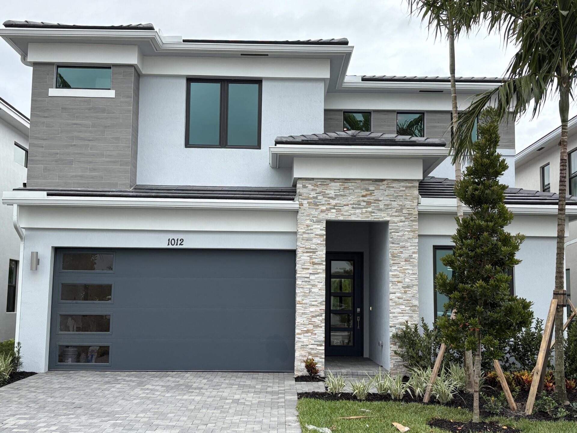 Foto de propiedad en 1012 Raleigh Way, Wellington, FL 33414 Wellington con MLS# 