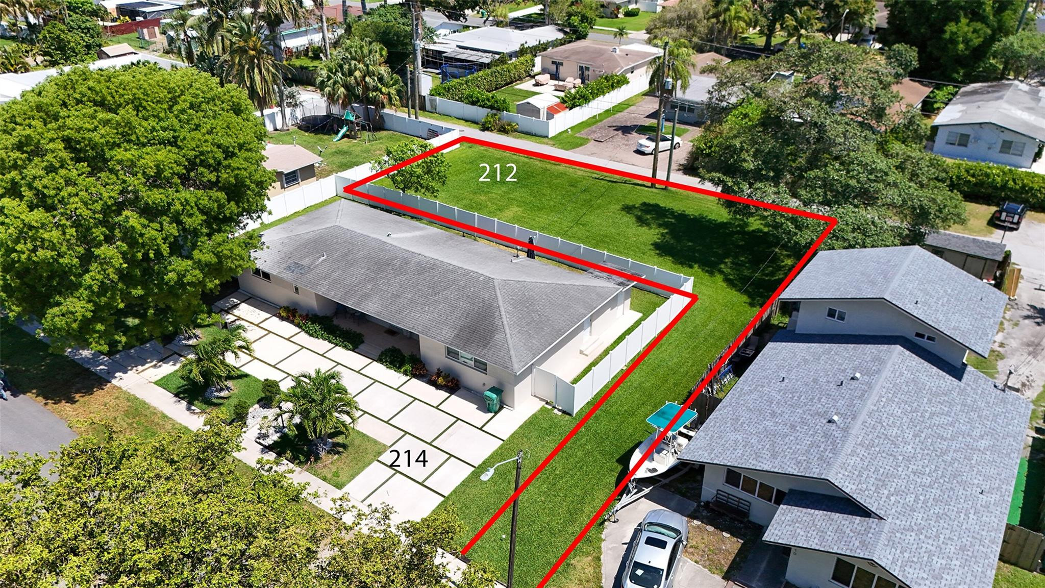 Foto de propiedad en 212 SE 5th Street, Dania Beach, FL 33004 Dania Beach con MLS# 