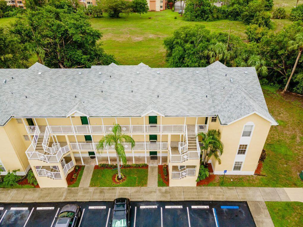 Foto de propiedad en 6324 La Costa Drive C, Boca Raton, FL 33433 Boca Raton con MLS# 