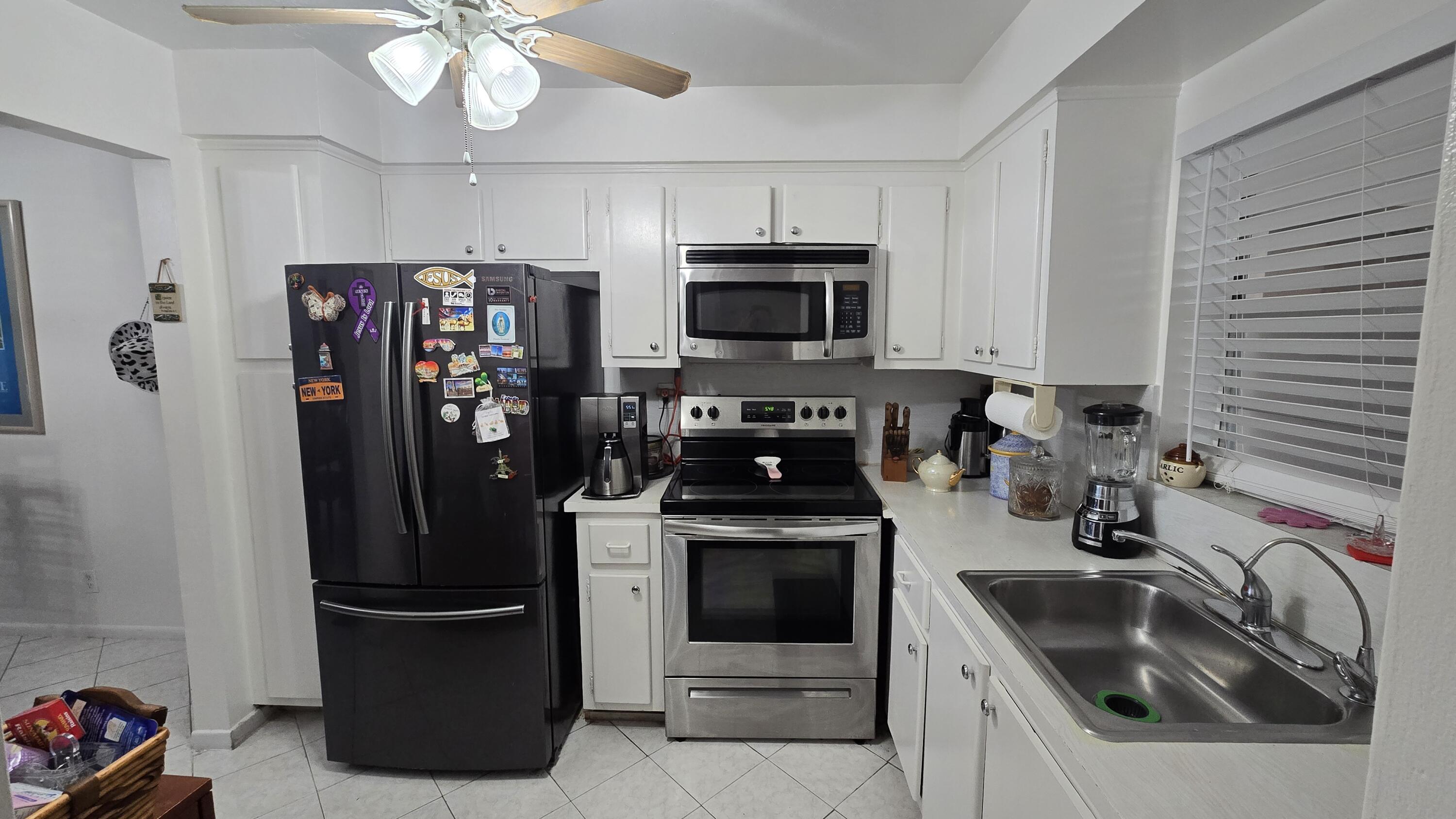 Foto de propiedad en 1200 Tallwood Avenue 305, Hollywood, FL 33021 Hollywood con MLS# 