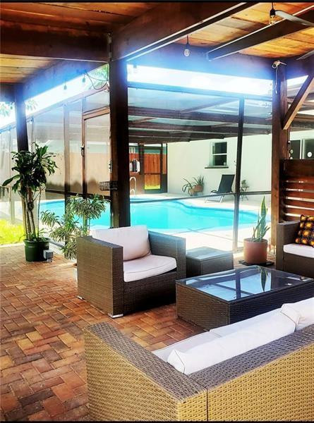 Foto de propiedad en 5620 SW 56th Street, Davie, FL 33314 Davie con MLS# 