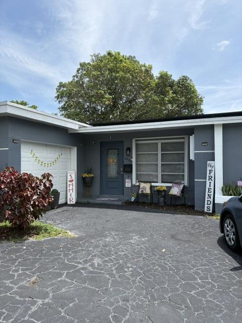 Foto de propiedad en 2934 NW 73rd Avenue, Fort Lauderdale, FL 33313 Fort Lauderdale con MLS# 