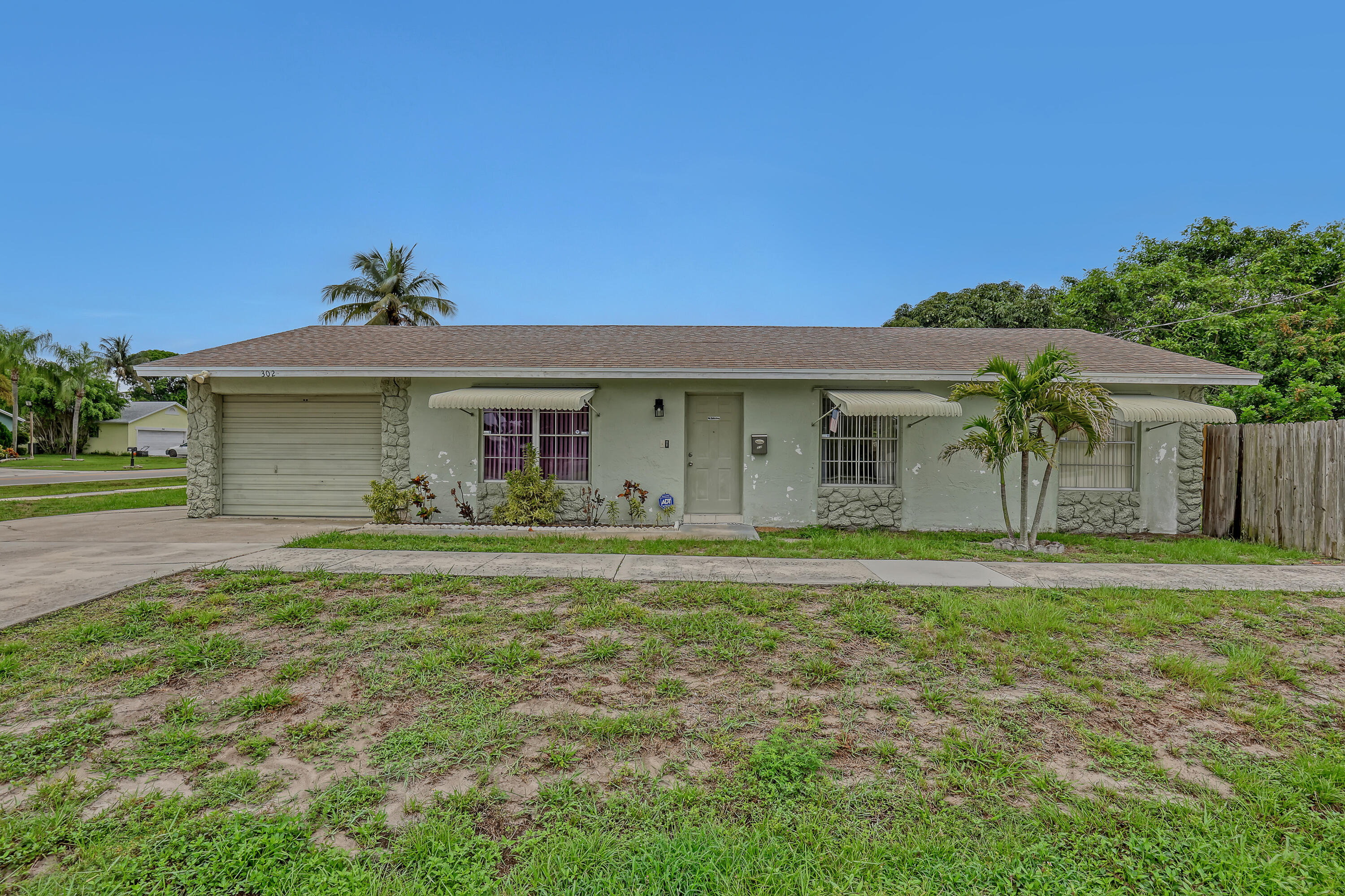 Vendido 302 SW 8th Street, Boynton Beach, FL 33426, Boynton Beach, FL 33426