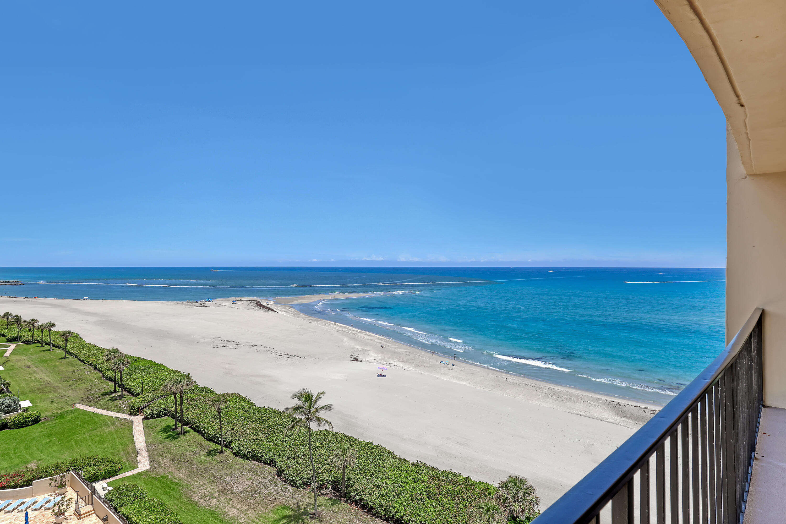 Foto de propiedad en 100 Ocean Trail Way 1002, Jupiter, FL 33477 Jupiter con MLS# 