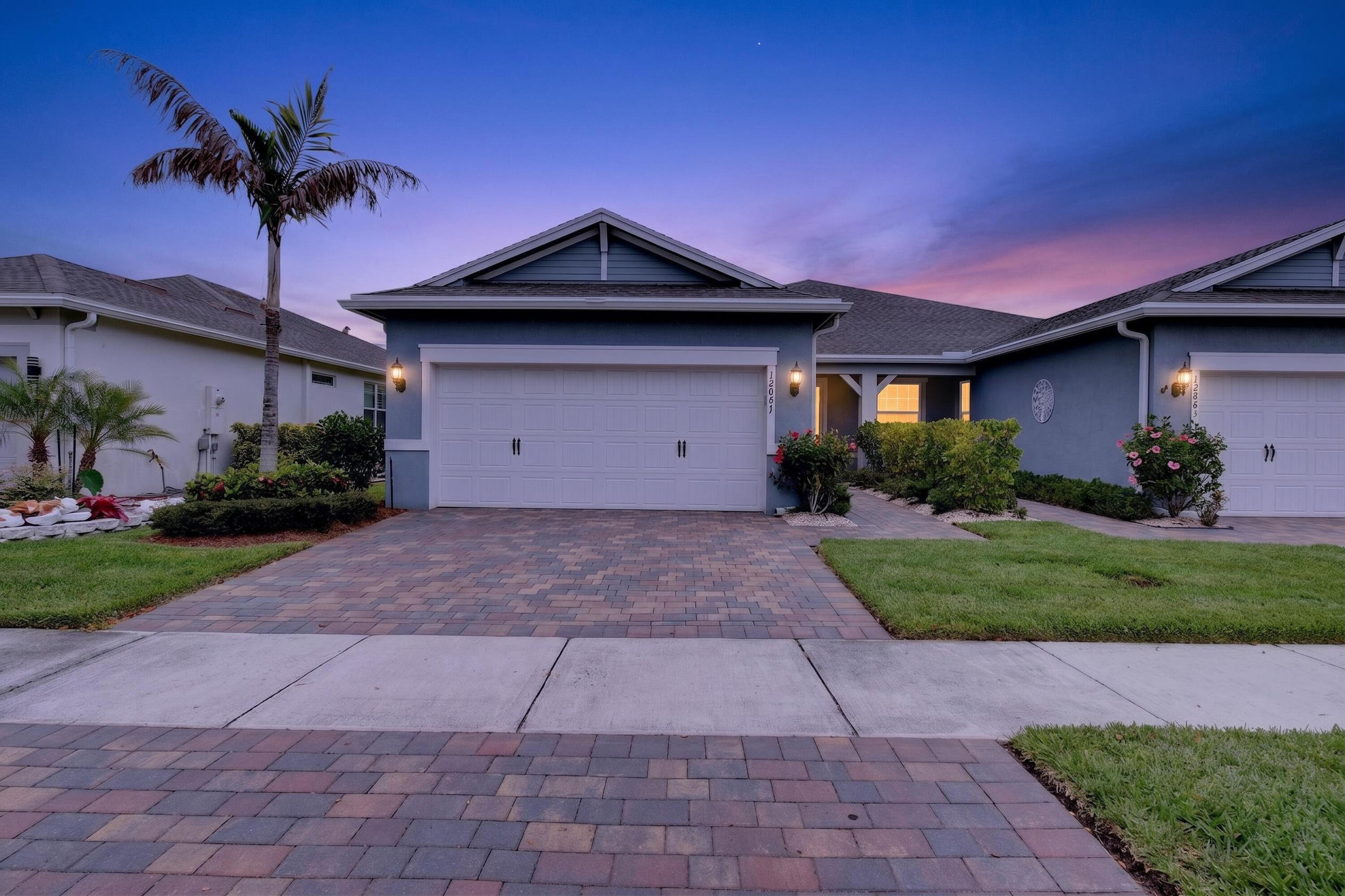 Foto de propiedad en 12847 SW Vermillion Circle, Port St. Lucie, FL 34987 Port St. Lucie con MLS# 