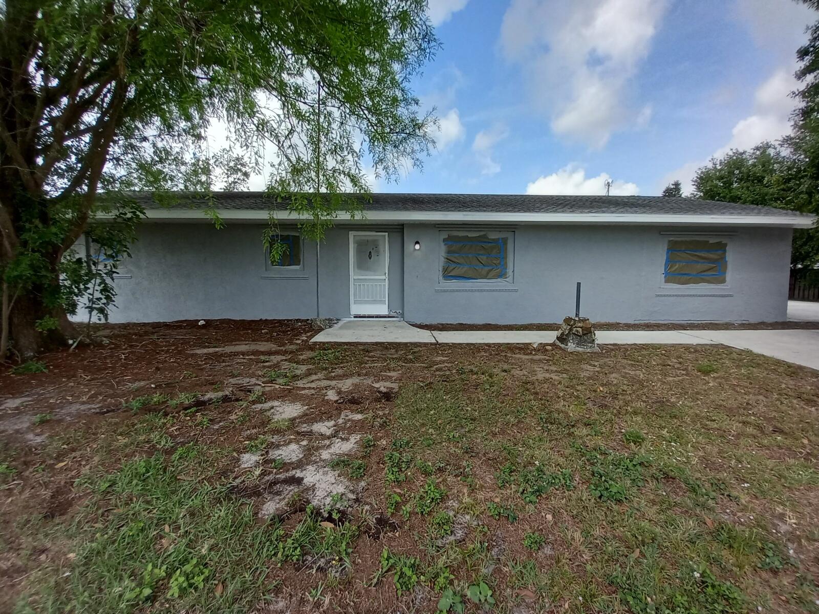 Foto de propiedad en 1862 SW Burlington Street, Port St. Lucie, FL 34984 Port St. Lucie con MLS# 