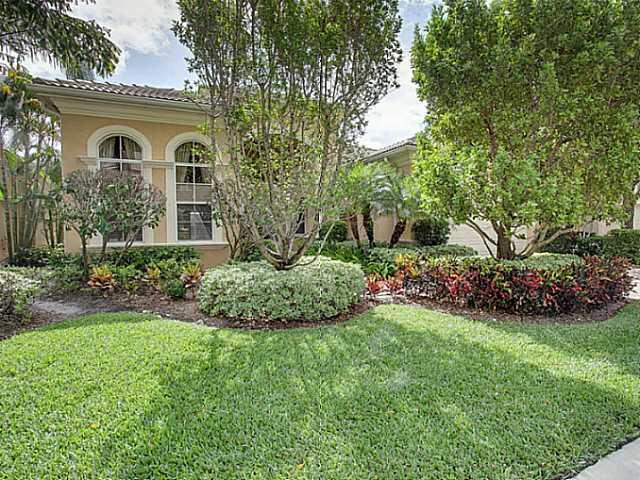 Foto de propiedad en 114 Tranquilla Drive, Palm Beach Gardens, FL 33418 Palm Beach Gardens con MLS# 