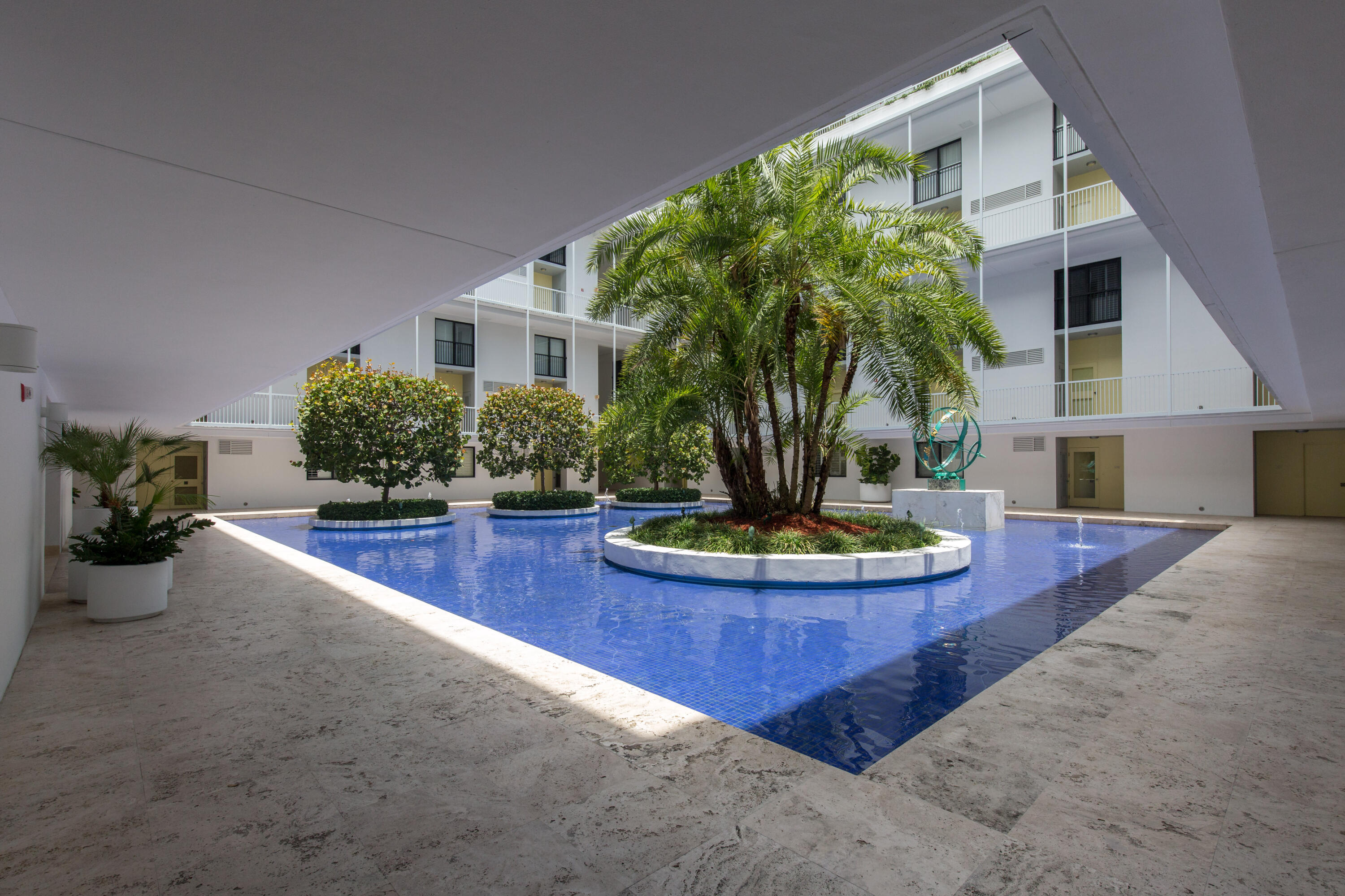 Vendido 400 S Ocean Boulevard 216, Palm Beach, FL 33480, Palm Beach, FL 33480