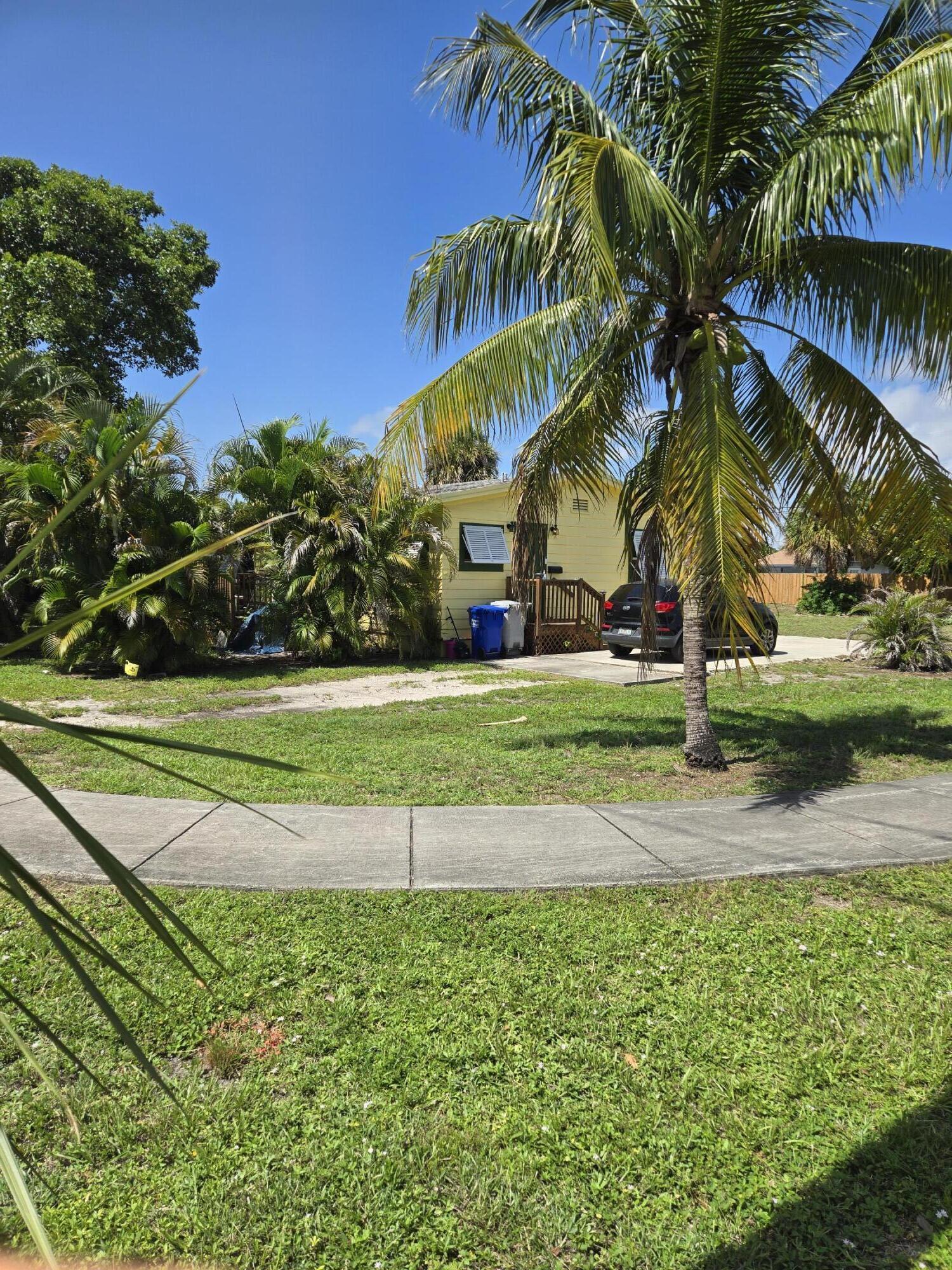 Foto de propiedad en 239 NE 18th Avenue, Pompano Beach, FL 33060 Pompano Beach con MLS# 