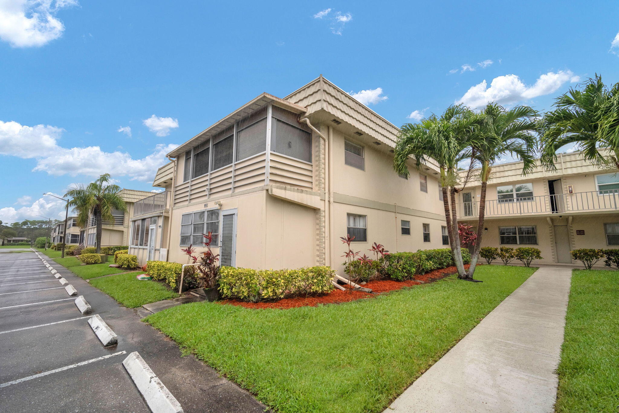 En Venta 716 Saxony Place O, Delray Beach, FL 33446, Delray Beach, FL 33446