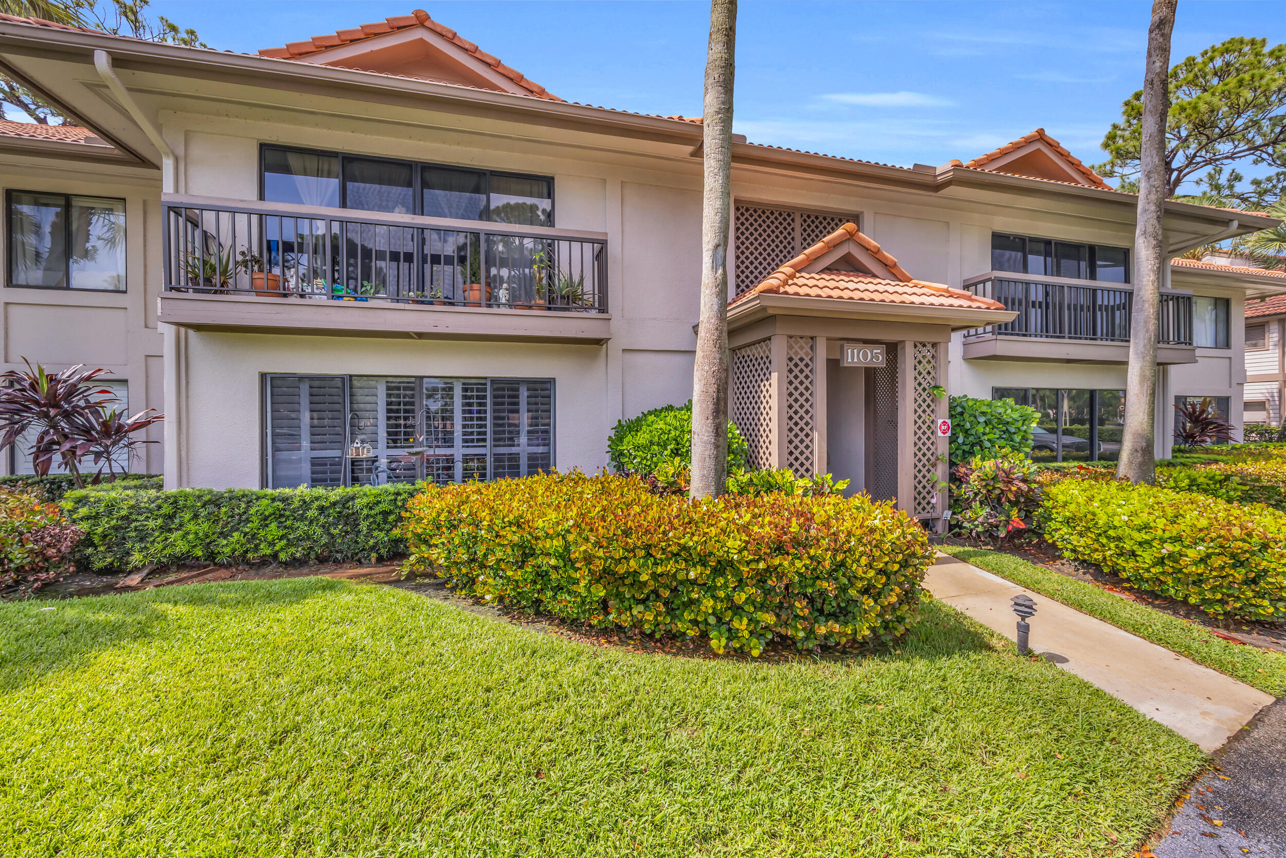 Foto de propiedad en 1105 Duncan Circle 104, Palm Beach Gardens, FL 33418 Palm Beach Gardens con MLS# 