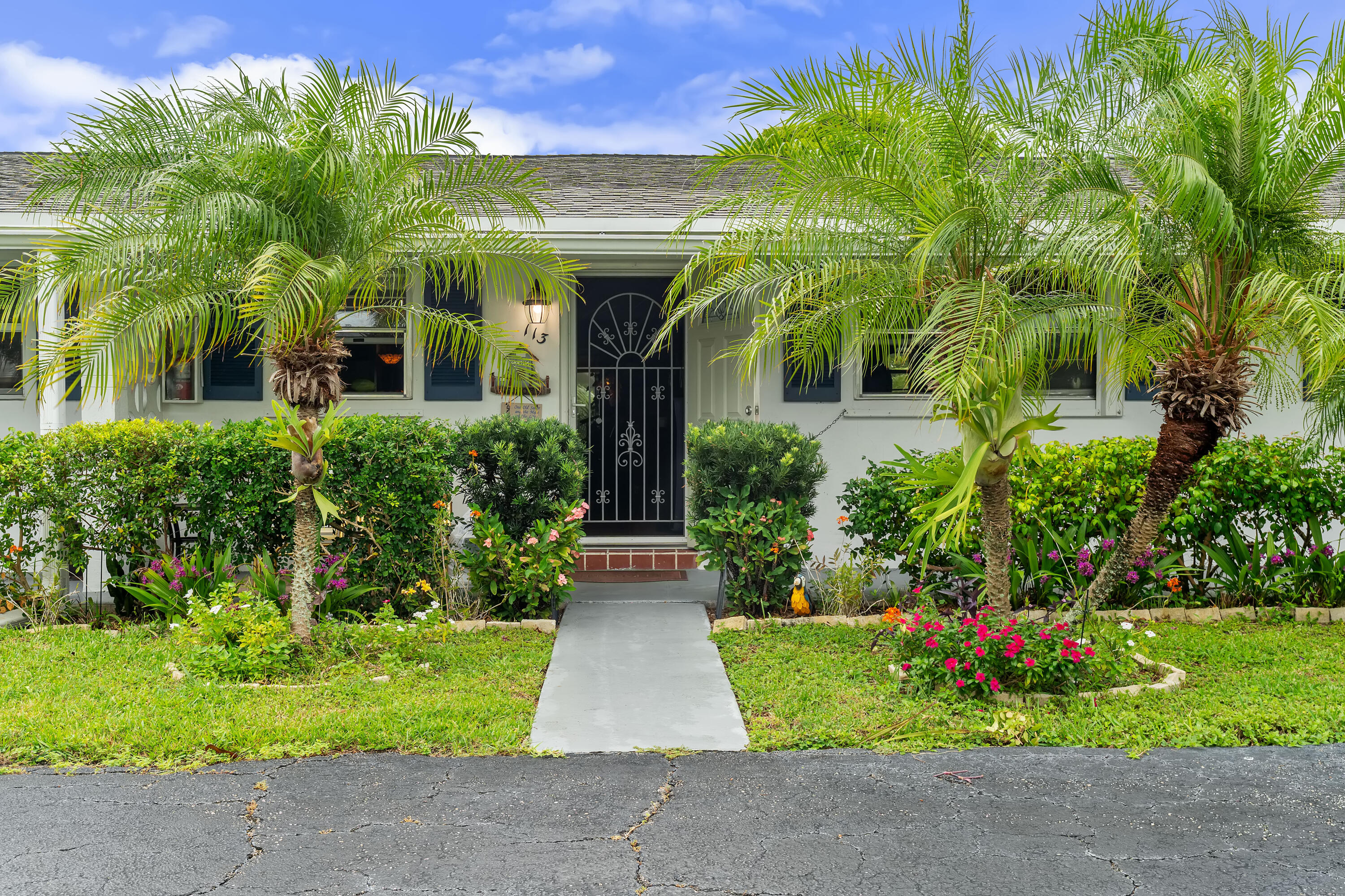 Foto de propiedad en 2017 SW Golf Lane 113, Boynton Beach, FL 33426 Boynton Beach con MLS# 