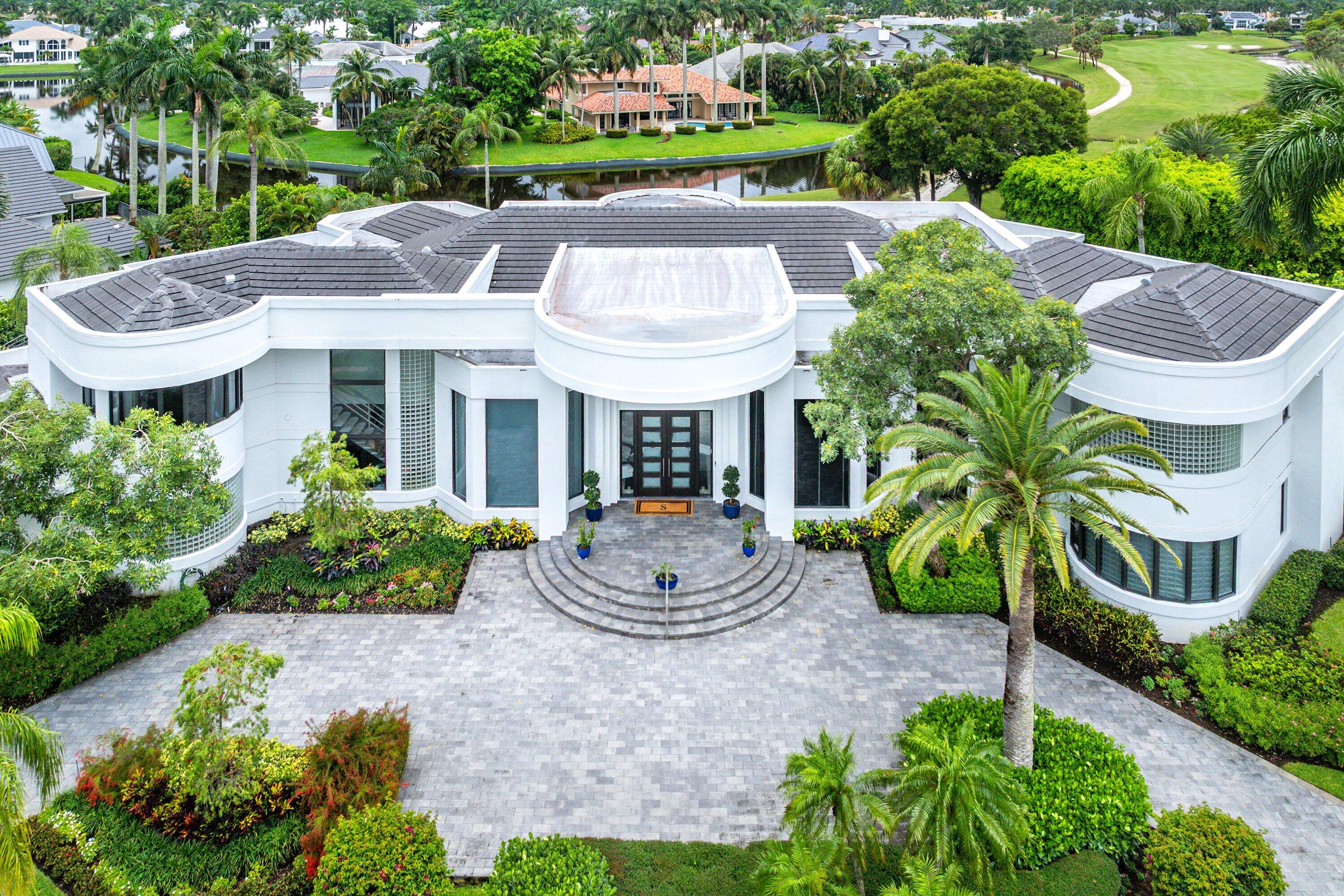 Foto de propiedad en 7027 Queenferry Circle, Boca Raton, FL 33496 Boca Raton con MLS# 