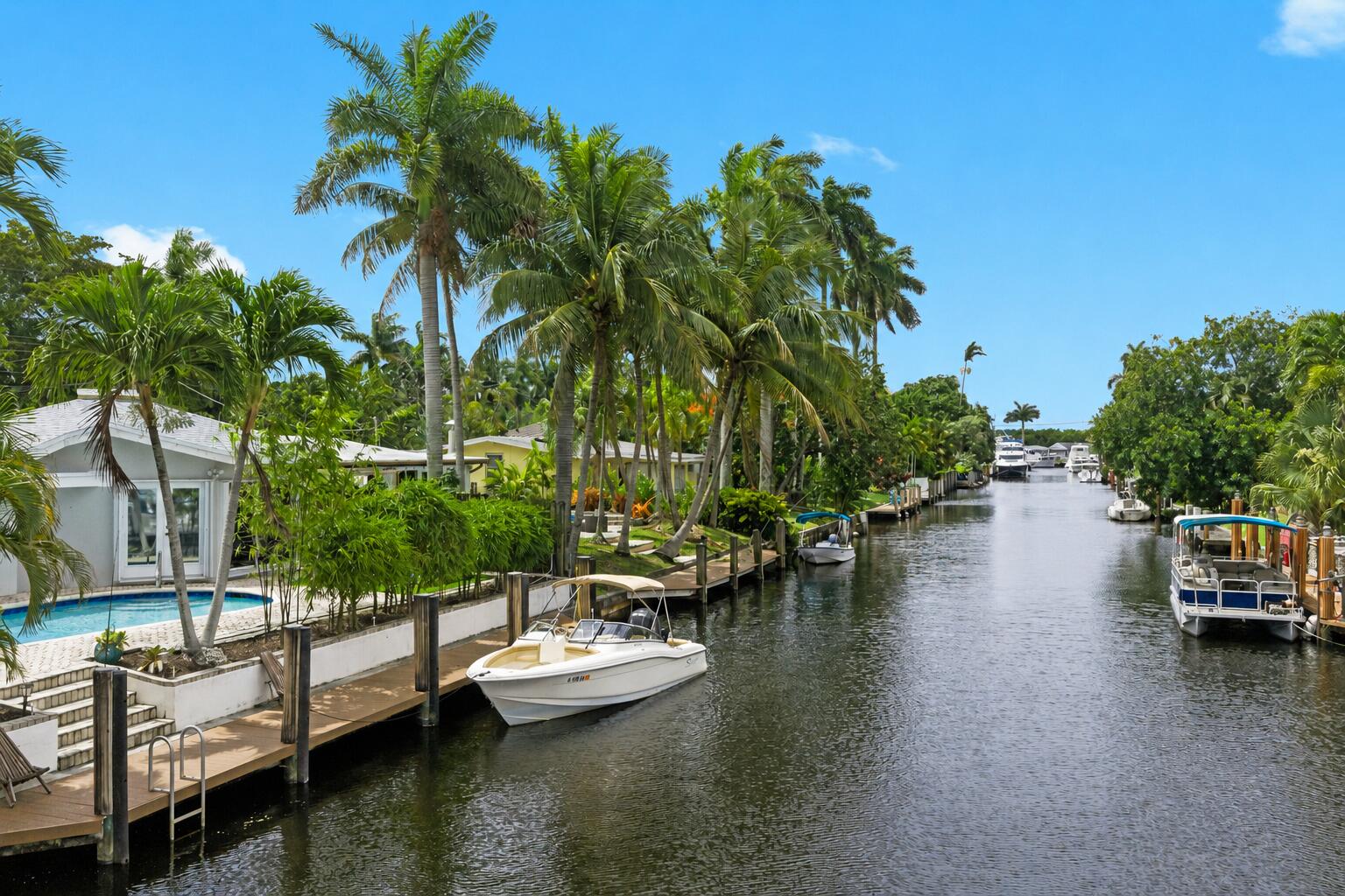 Foto de propiedad en 2625 Gulfstream Lane, Fort Lauderdale, FL 33312 Fort Lauderdale con MLS# 