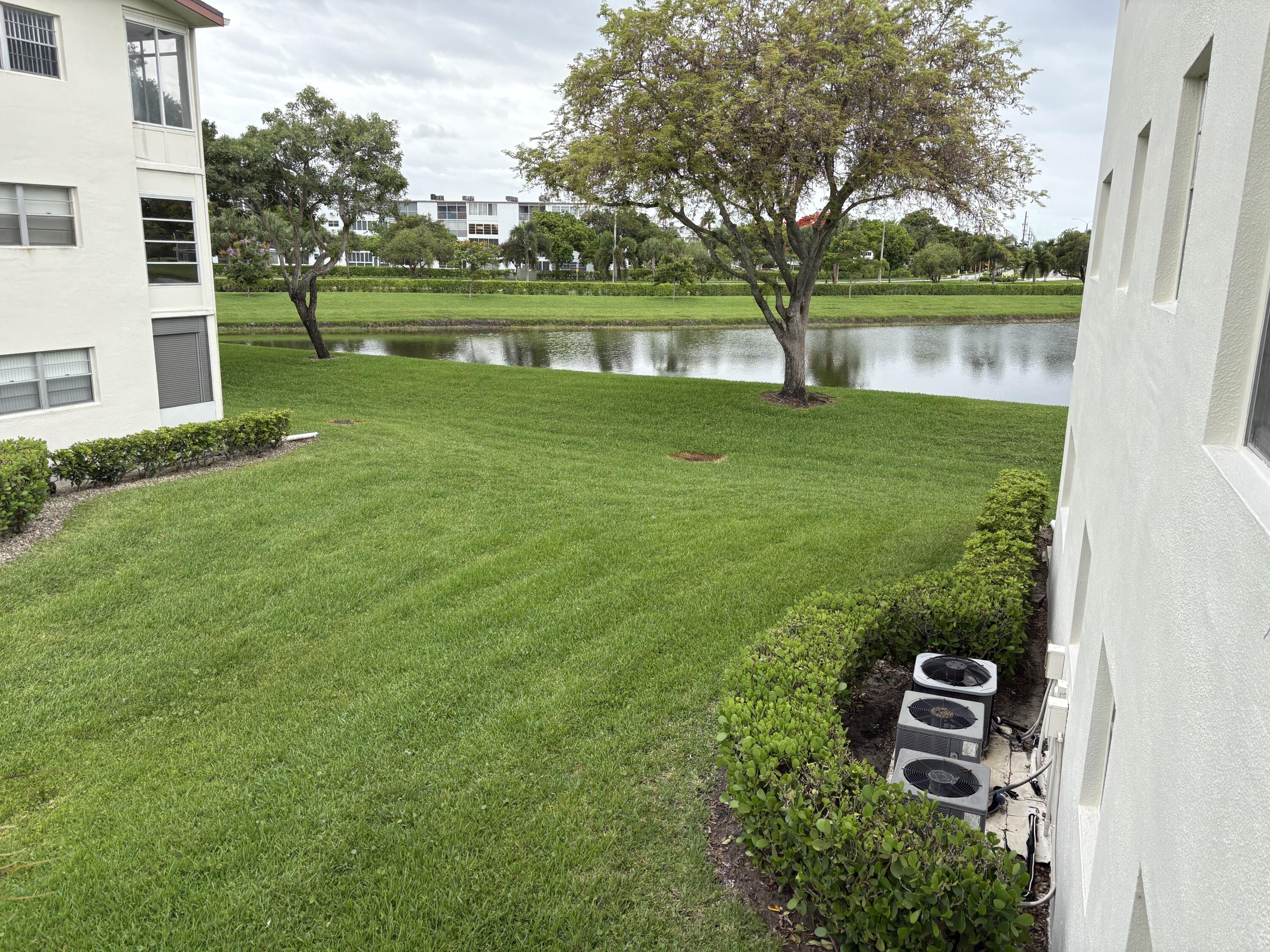 Foto de propiedad en 112 C Preston Way 112 C, Boca Raton, FL 33434 Boca Raton con MLS# 