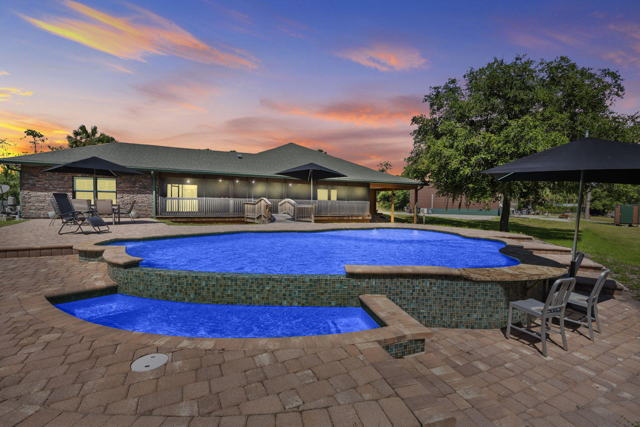 Foto de propiedad en 32801 N Us Highway 441 N 52, Okeechobee, FL 34972 Okeechobee con MLS# 