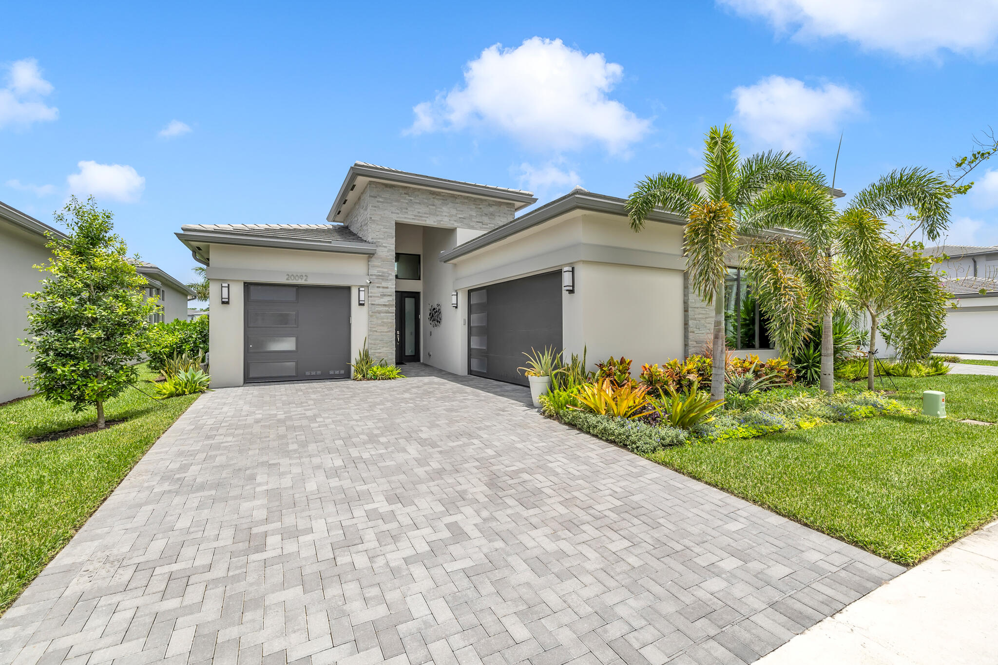 Foto de propiedad en 20092 Hirono Lane, Boca Raton, FL 33434 Boca Raton con MLS# 