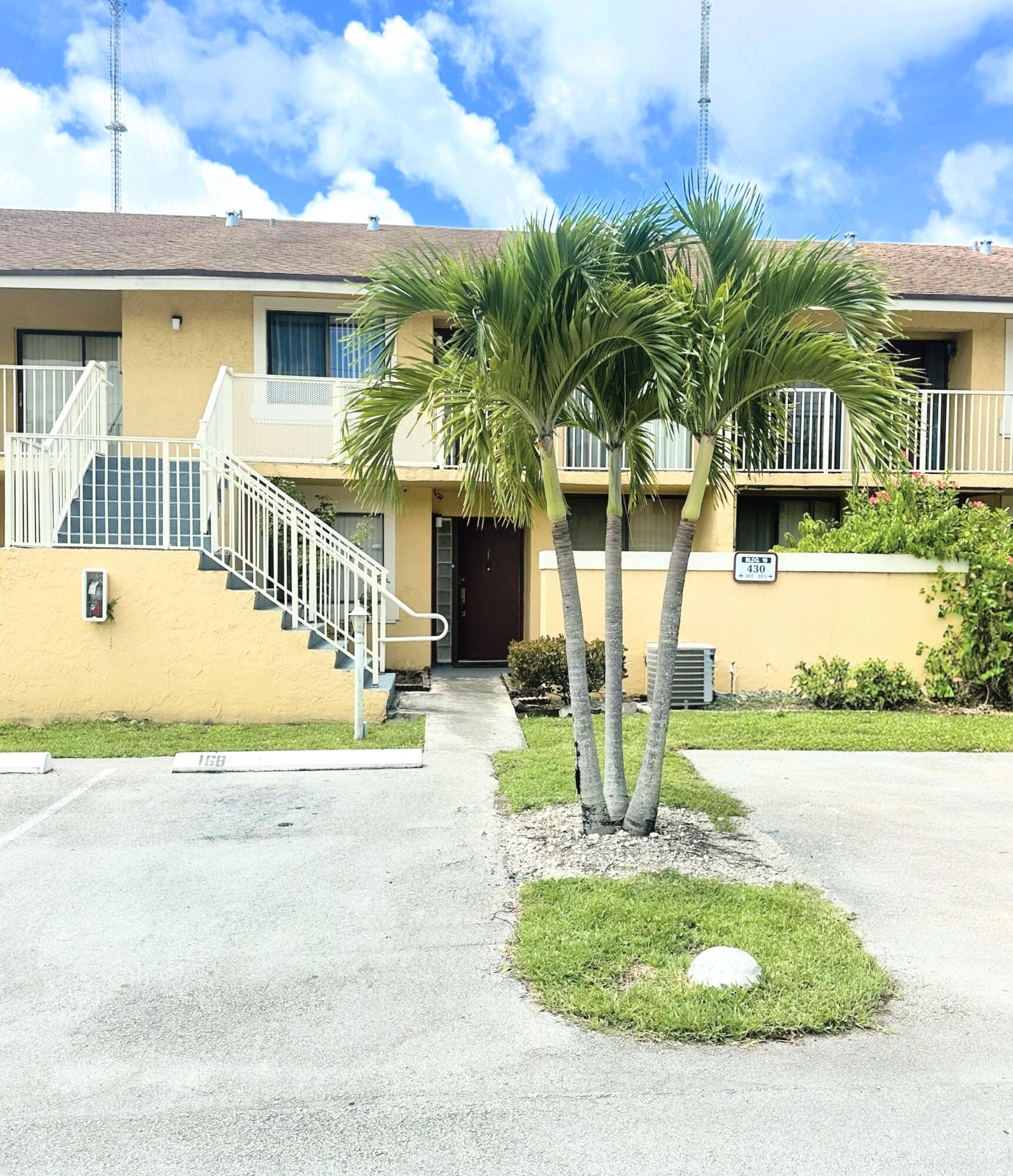 Vendido 430 NW 214th Street 103, Miami Gardens, FL 33169, Miami Gardens, FL 33169