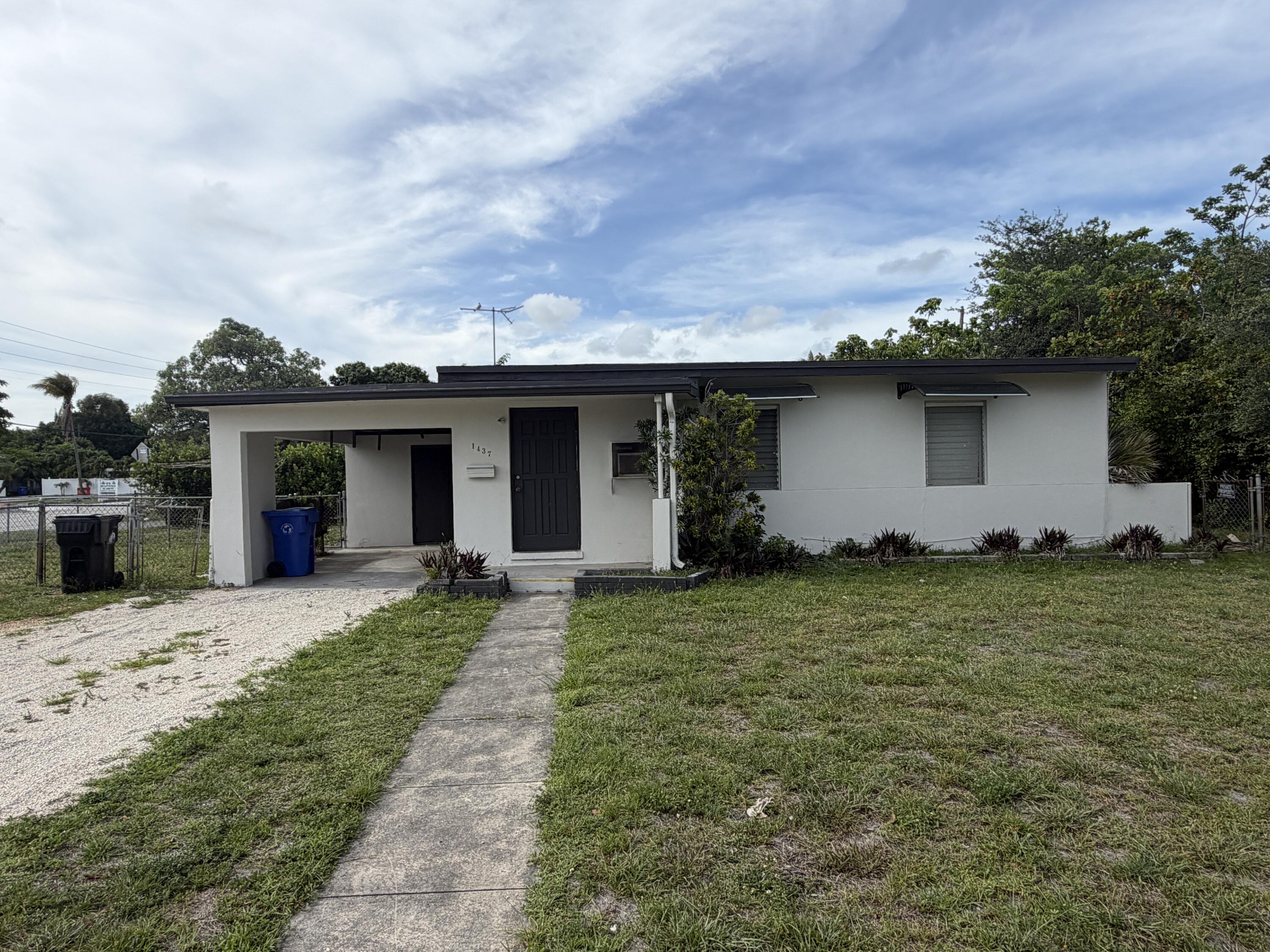 Foto de propiedad en 1437 NW 10th Place, Fort Lauderdale, FL 33311 Fort Lauderdale con MLS# 