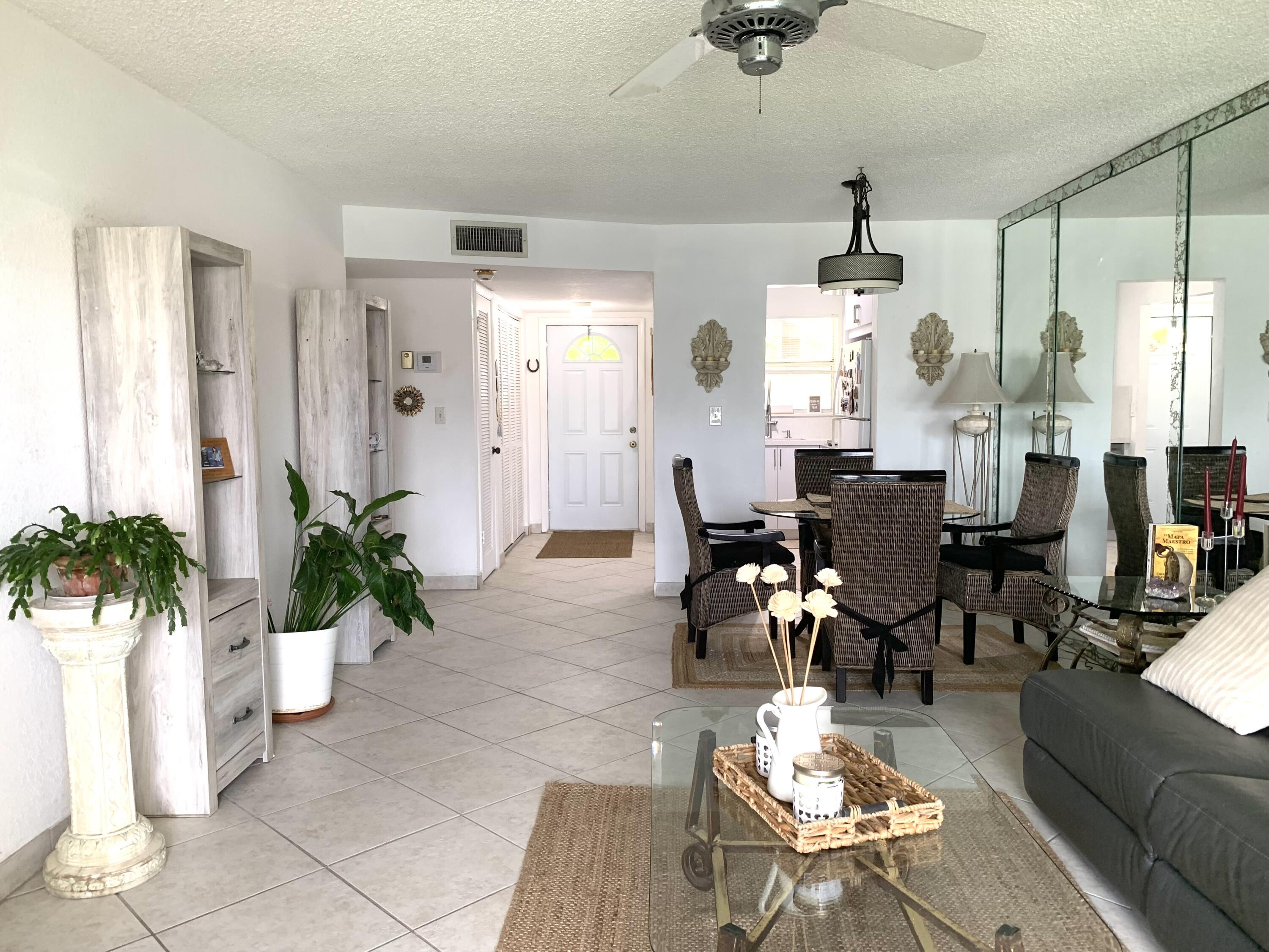 Foto de propiedad en 2801 N Pine Island Road 110, Sunrise, FL 33322 Sunrise con MLS# 
