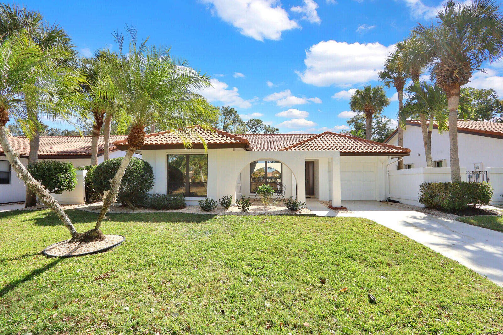 Foto de propiedad en 4004 SW Osprey Creek Way, Palm City, FL 34990 Palm City con MLS# 