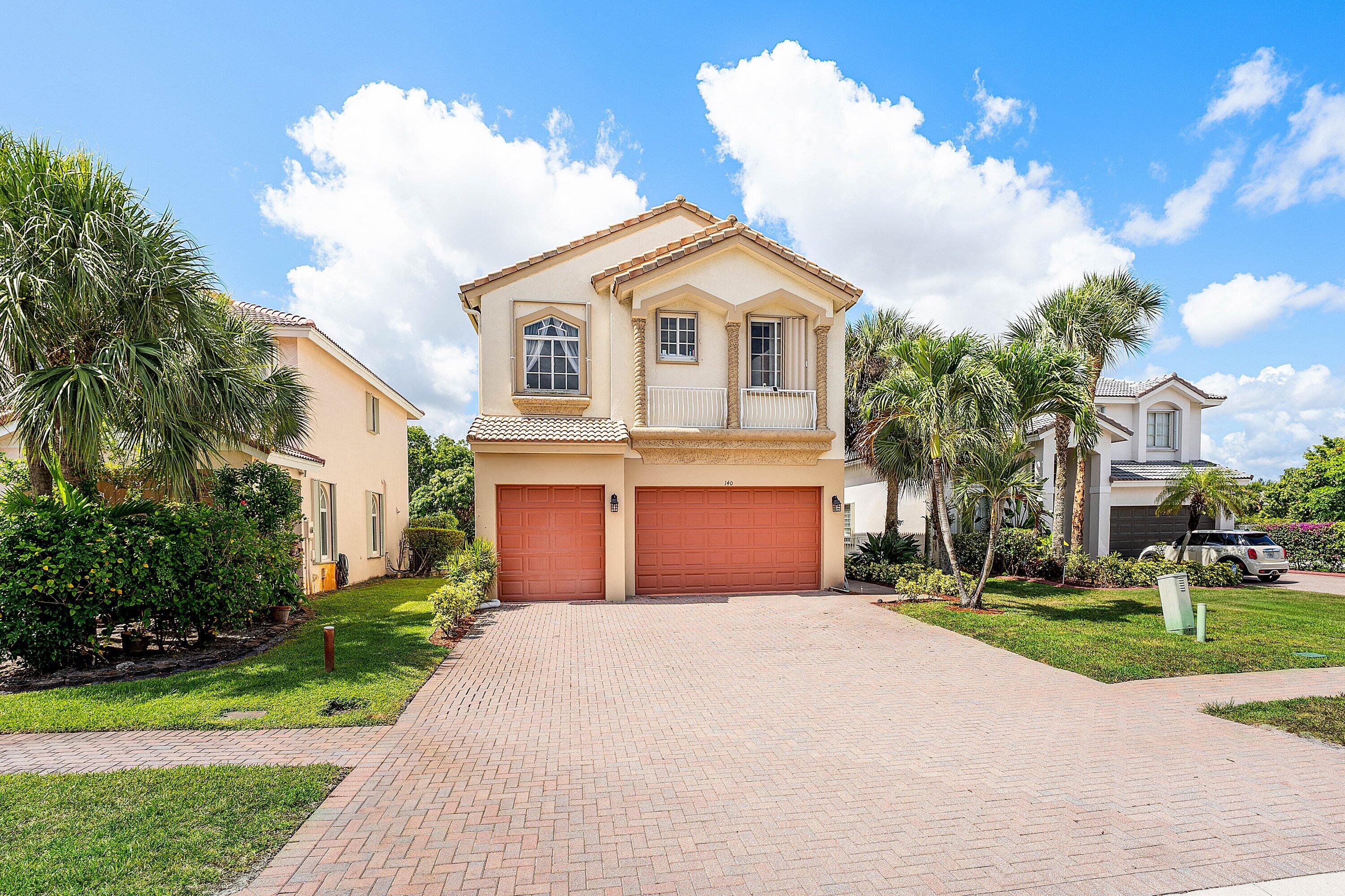 Foto de propiedad en 140 Bellezza Terrace, Royal Palm Beach, FL 33411 Royal Palm Beach con MLS# 
