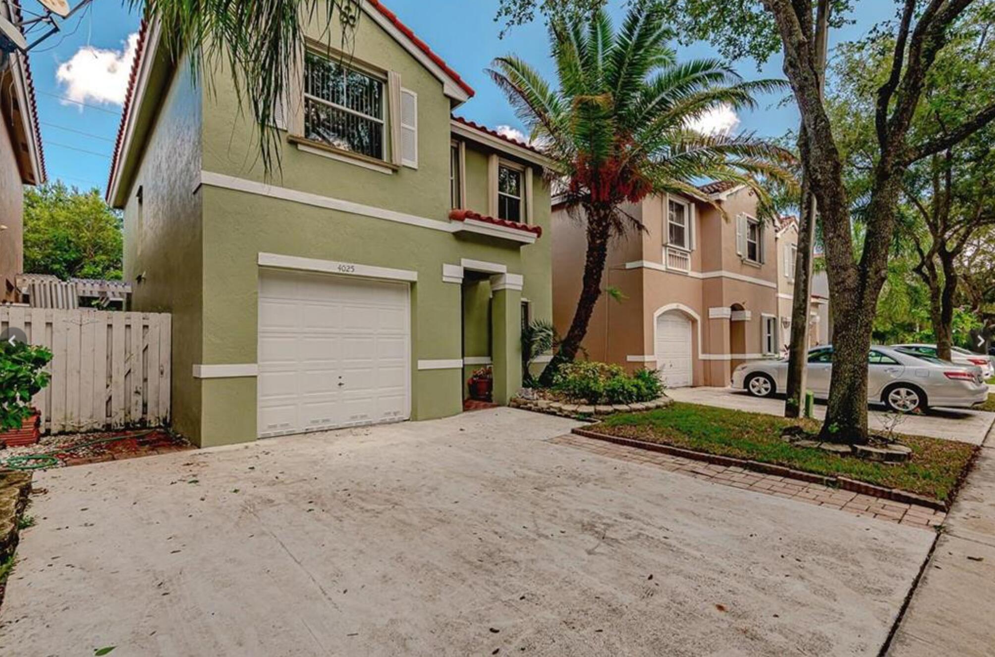 Foto de propiedad en 4025 Tree Tops Road, Cooper City, FL 33026 Cooper City con MLS# 