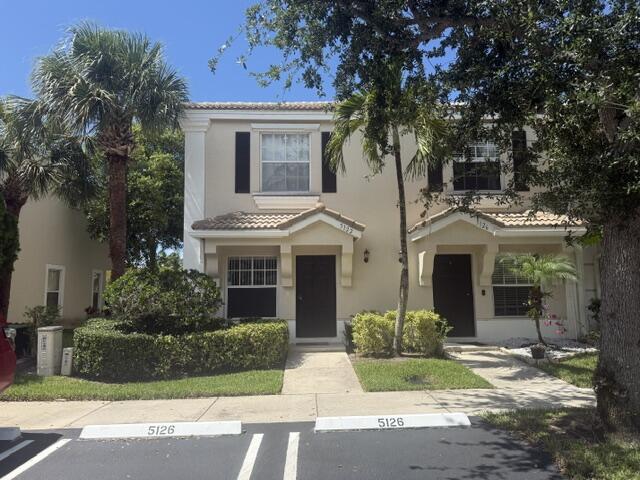Foto de propiedad en 5122 Palmbrooke Circle, West Palm Beach, FL 33417 West Palm Beach con MLS# 