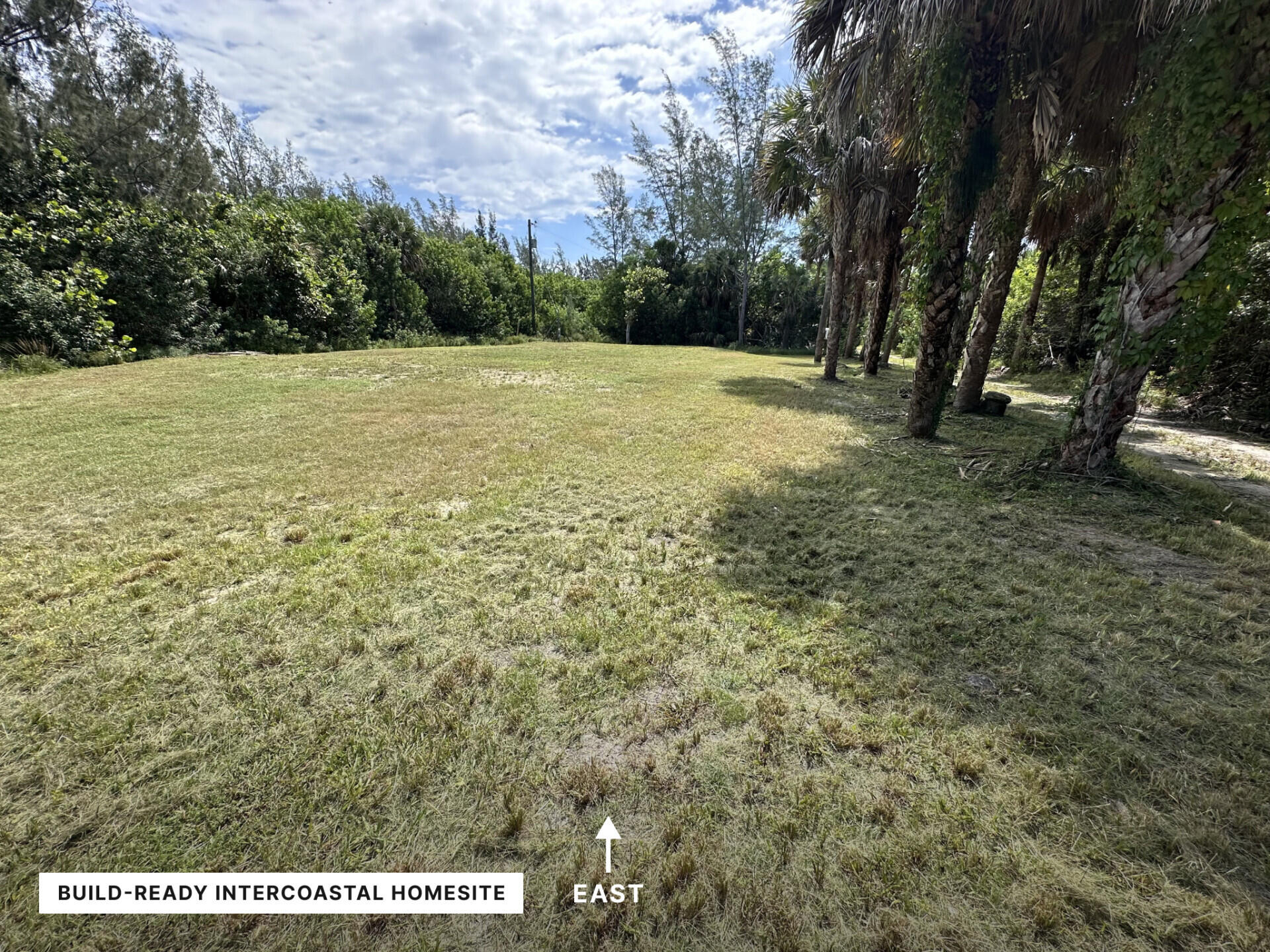 Foto de propiedad en 4221 N Highway A1a, Fort Pierce, FL 34949 Fort Pierce con MLS# 