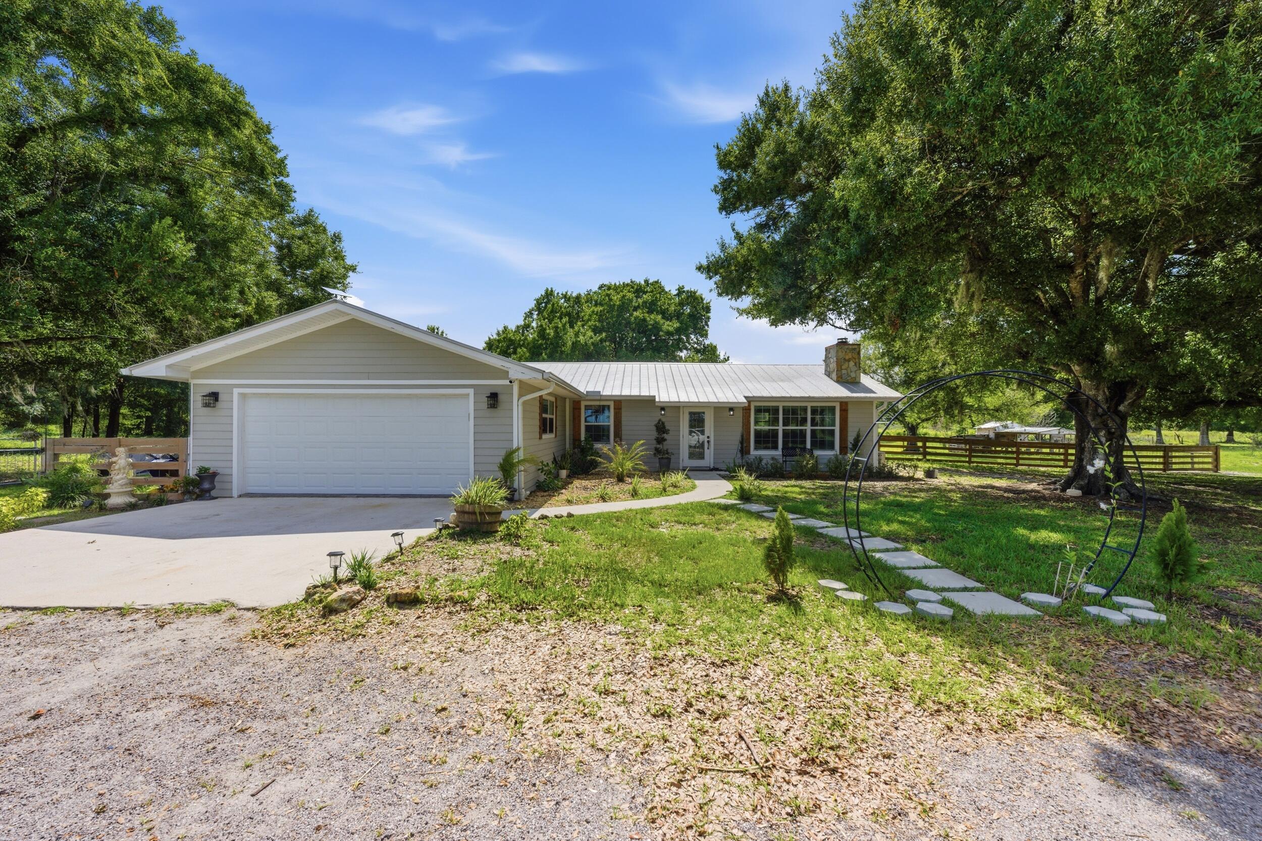 Vendido 25710 Orange Avenue, Fort Pierce, FL 34945, Fort Pierce, FL 34945