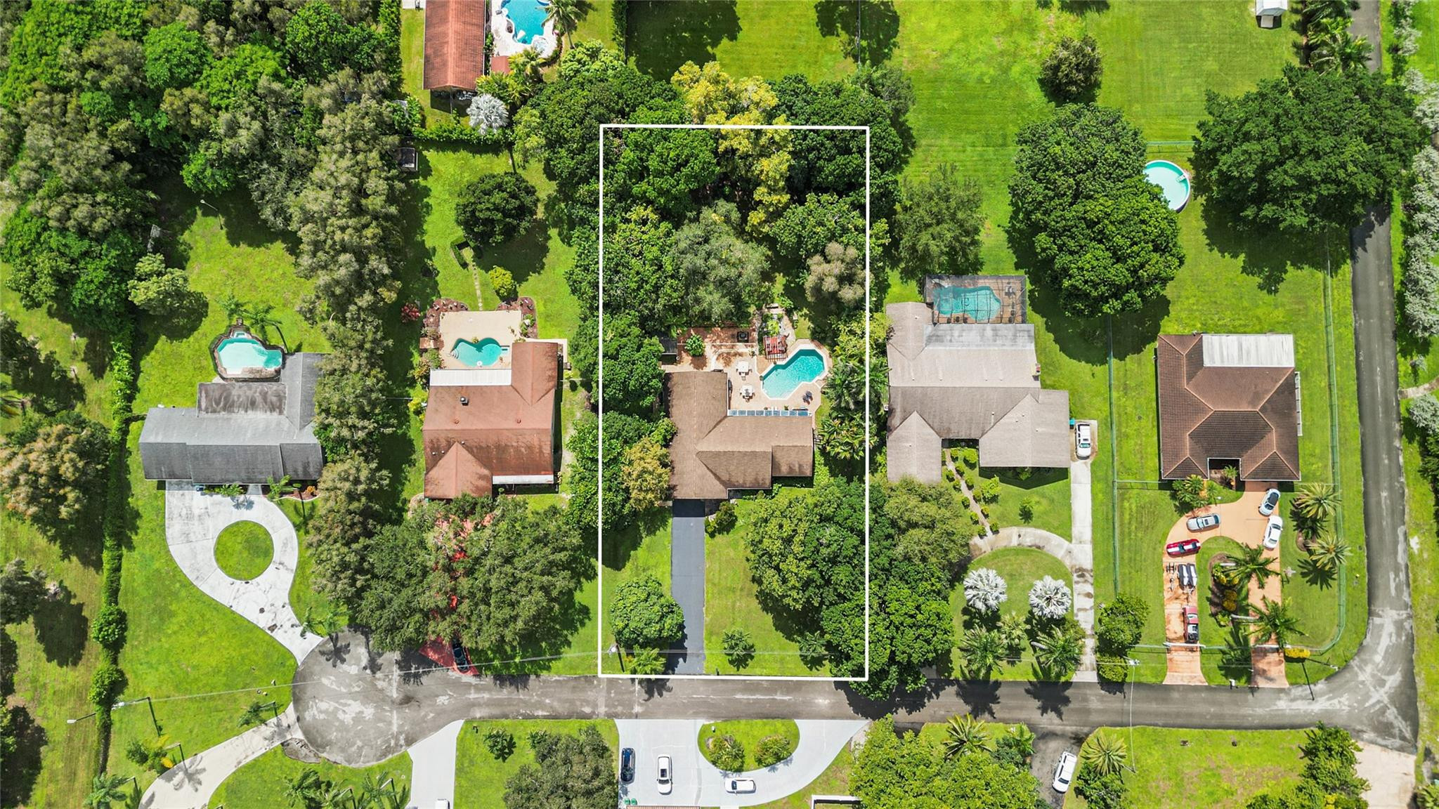 Foto de propiedad en 9700 NW 28th Street, Cooper City, FL 33024 Cooper City con MLS# 