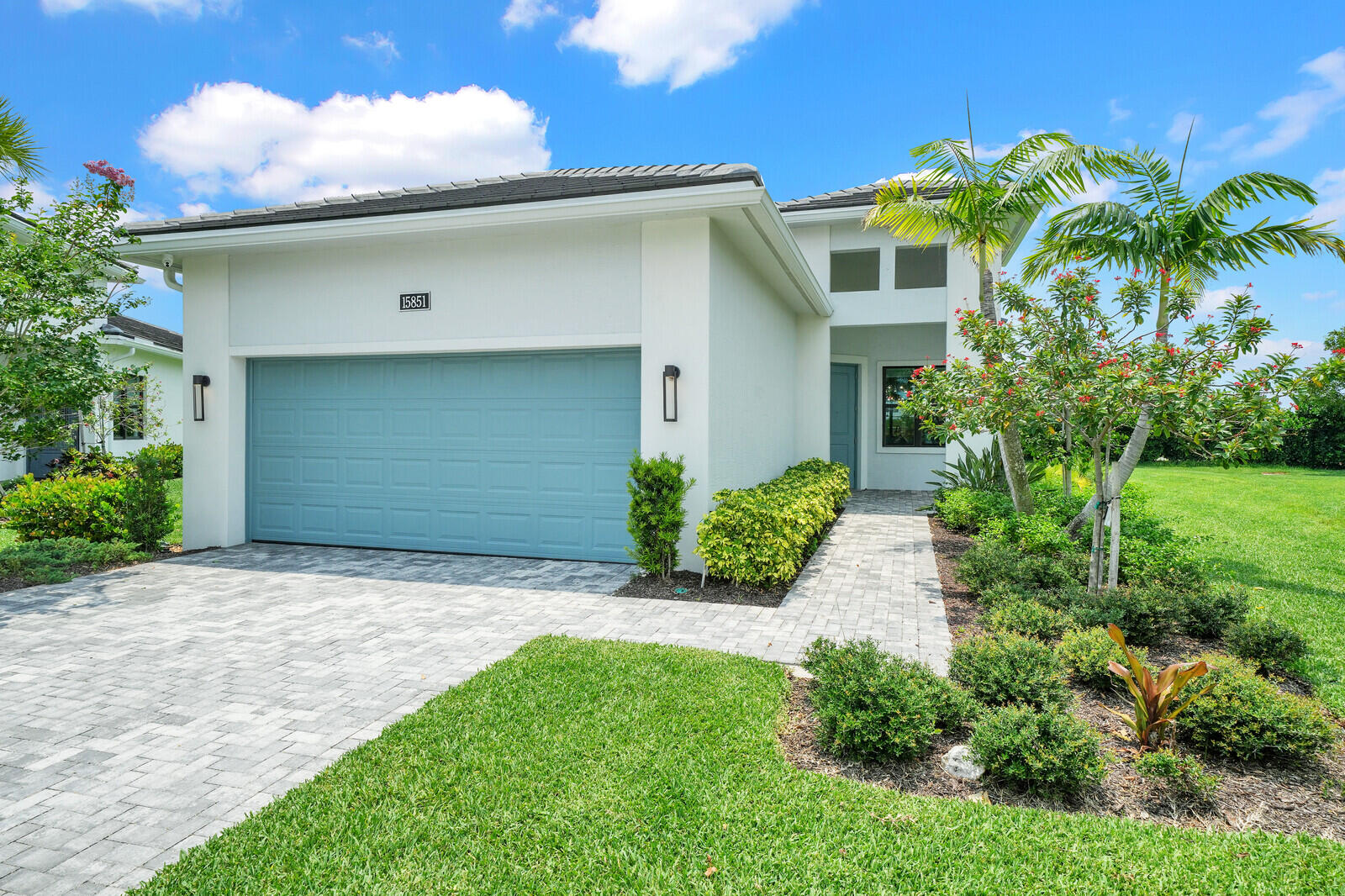 Foto de propiedad en 15851 Alys Terrace, Westlake, FL 33470 Westlake con MLS# 