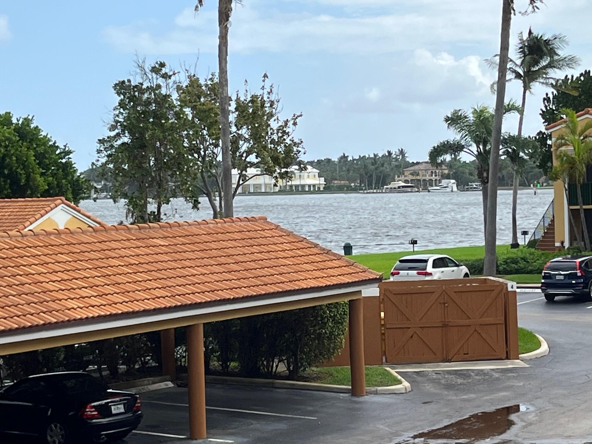 Foto de propiedad en 160 Yacht Club Way 209, Hypoluxo, FL 33462 Hypoluxo con MLS# 