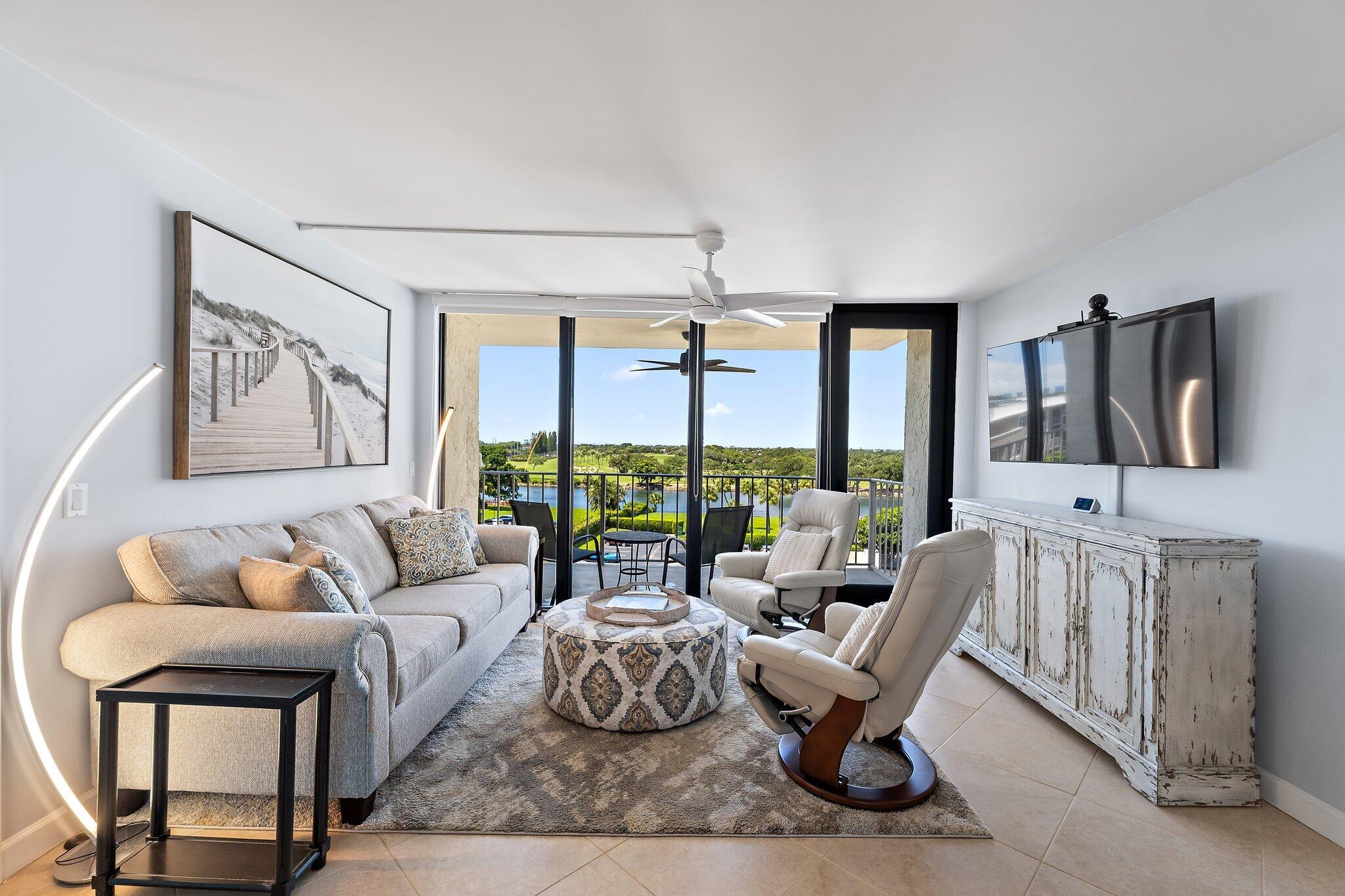 Foto de propiedad en 336 Golfview Road 619, North Palm Beach, FL 33408 North Palm Beach con MLS# 