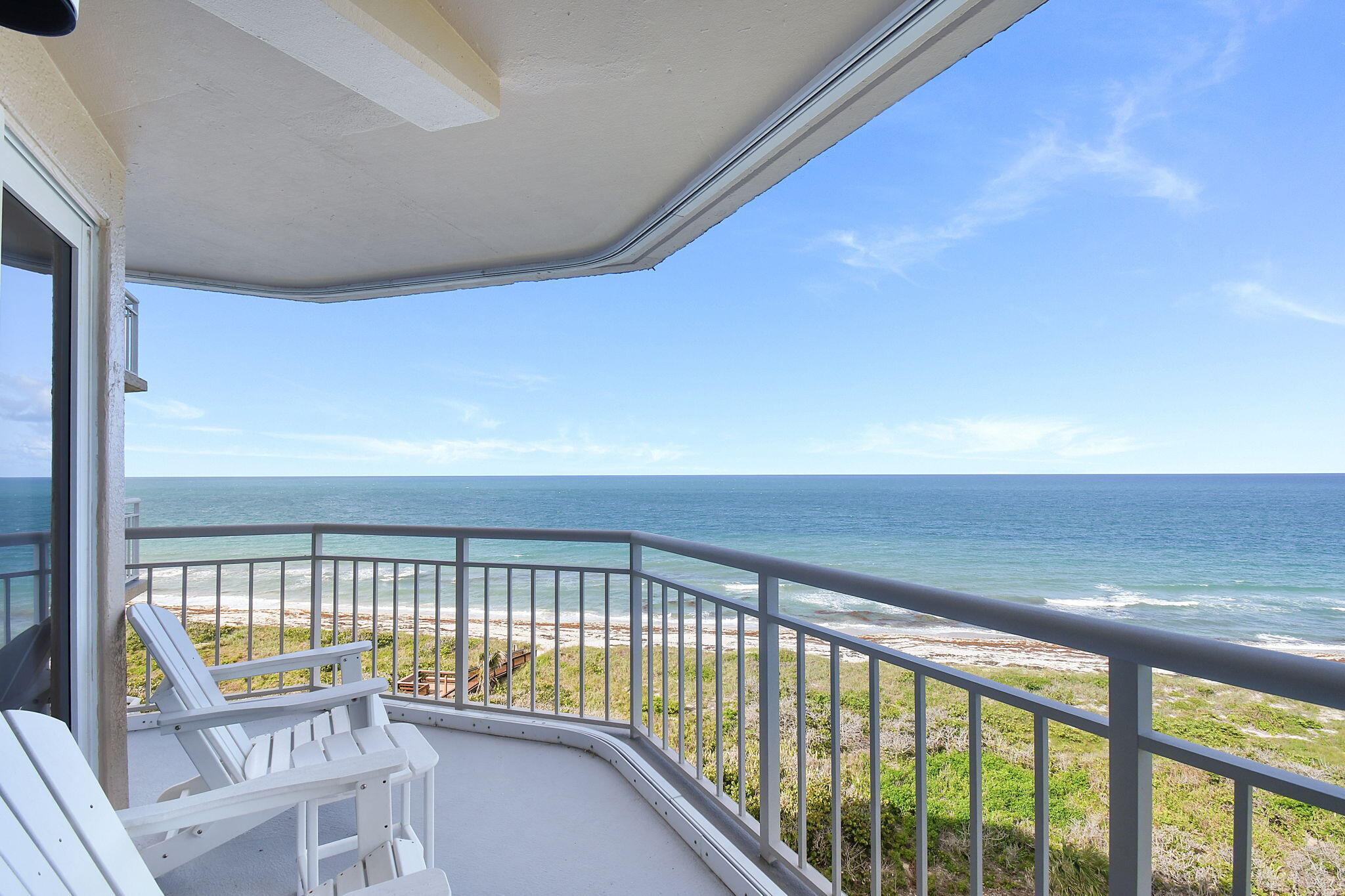 Foto de propiedad en 3870 N Highway A1a 805, Fort Pierce, FL 34949 Fort Pierce con MLS# 