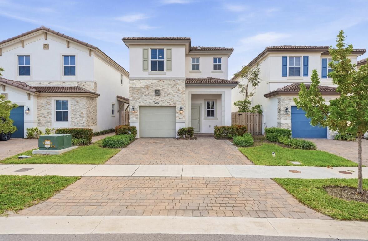 En Renta 2324 NW 130th Street, Miami, FL 33167, Miami, FL 33167