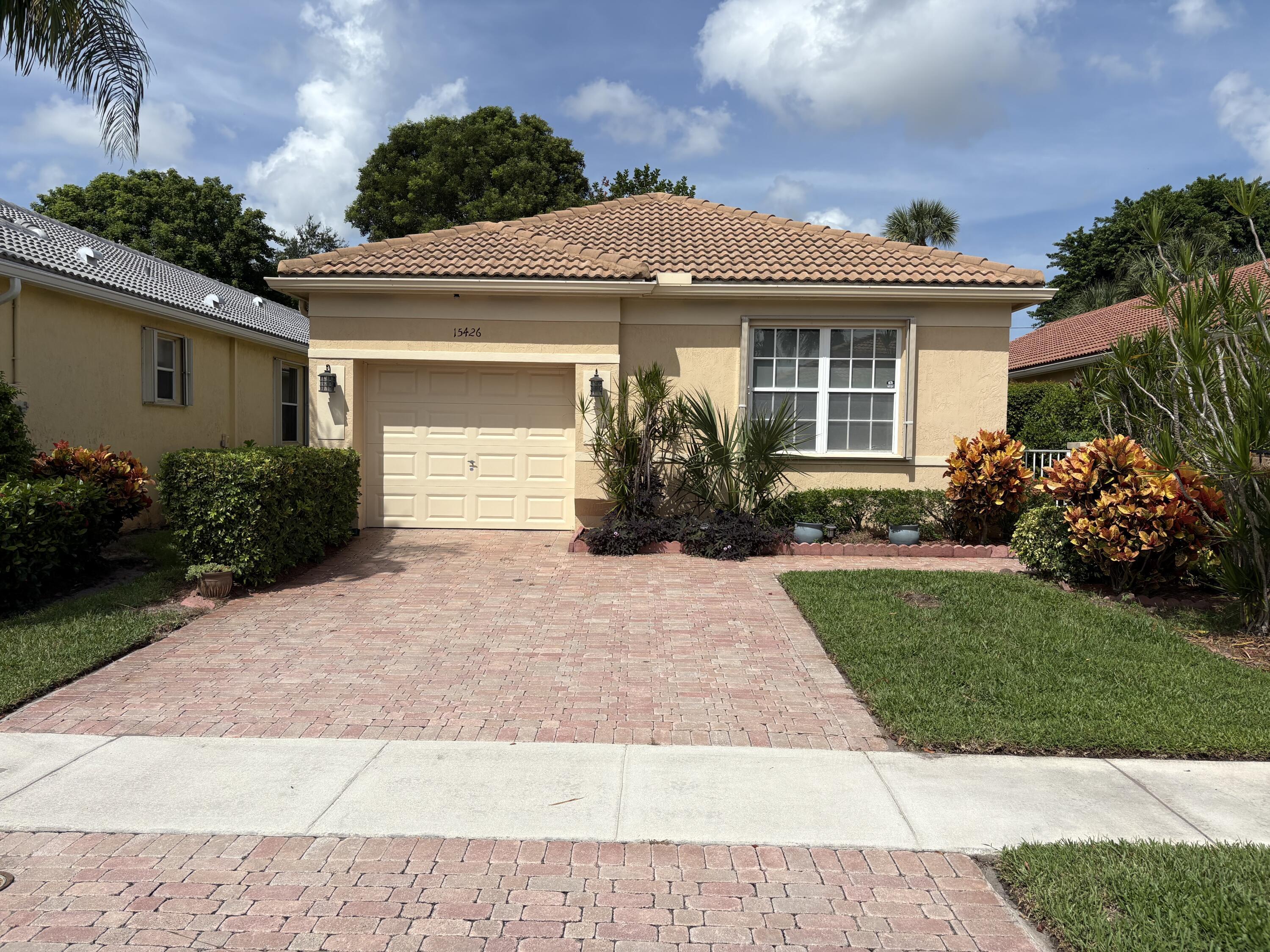 Foto de propiedad en 15426 Fiorenza Circle, Delray Beach, FL 33446 Delray Beach con MLS# 