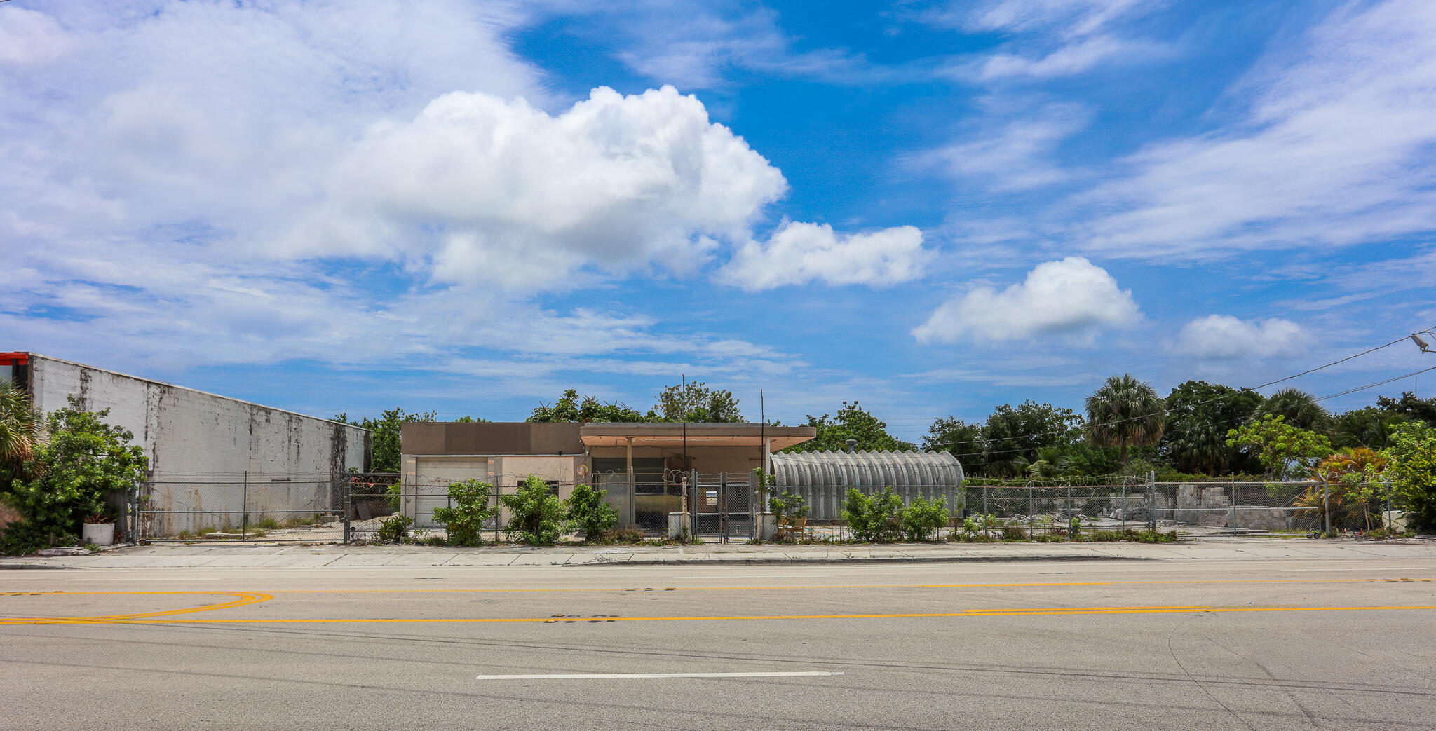 En Venta 1620 S Dixie Highway, Pompano Beach, FL 33060, Pompano Beach, FL 33060