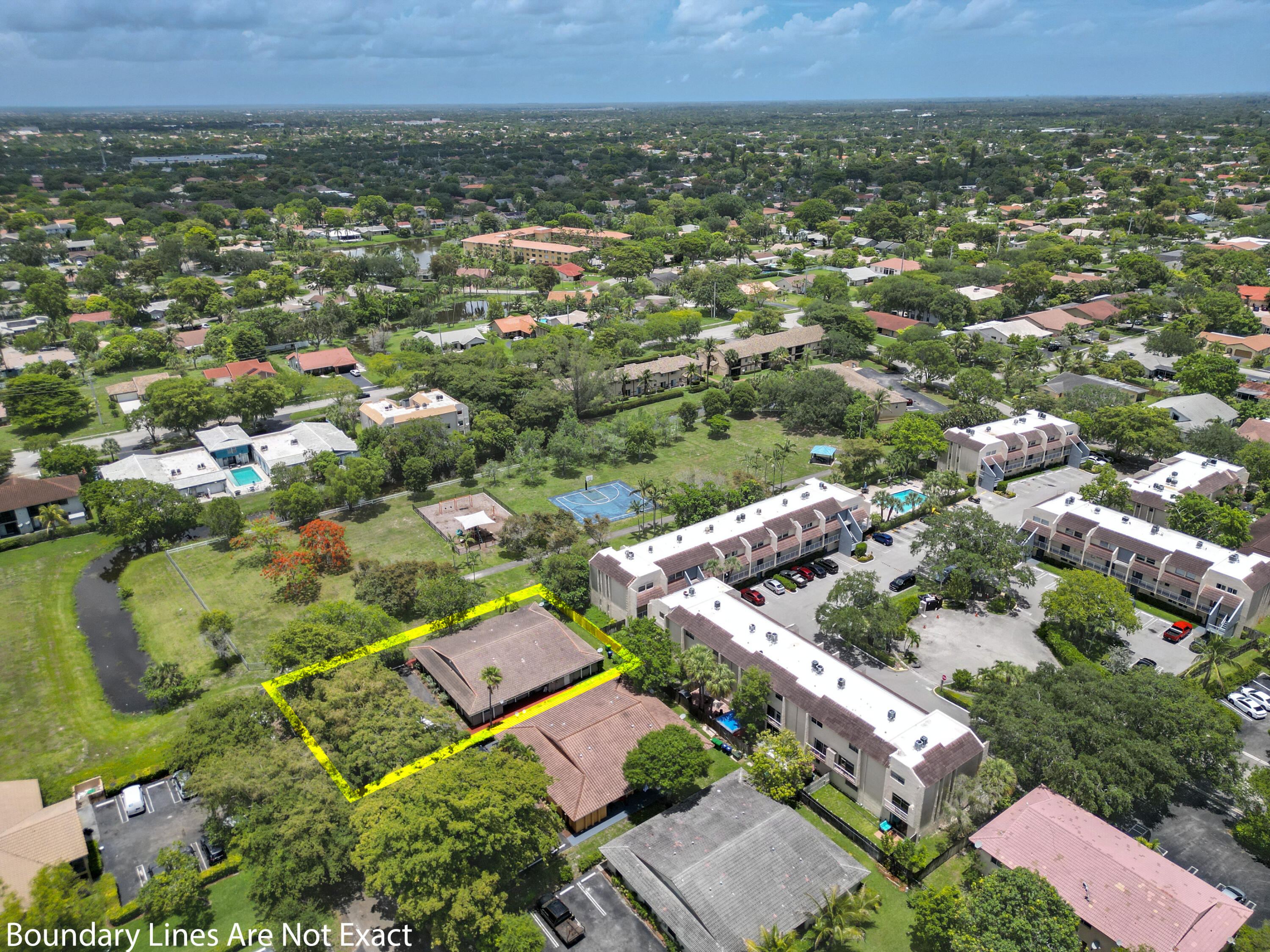 En Venta 3775 NW 116th Terrace 1-4, Coral Springs, FL 33065, Coral Springs, FL 33065