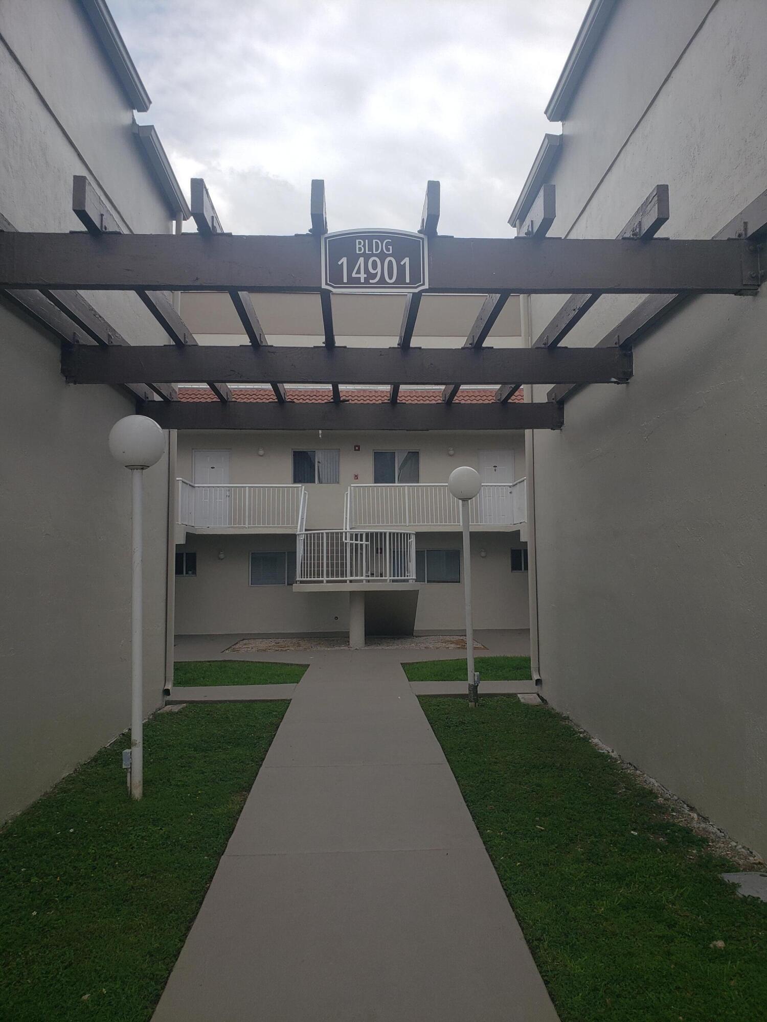 Foto de propiedad en 14901 SW 80th Street 205, Miami, FL 33193 Miami con MLS# 