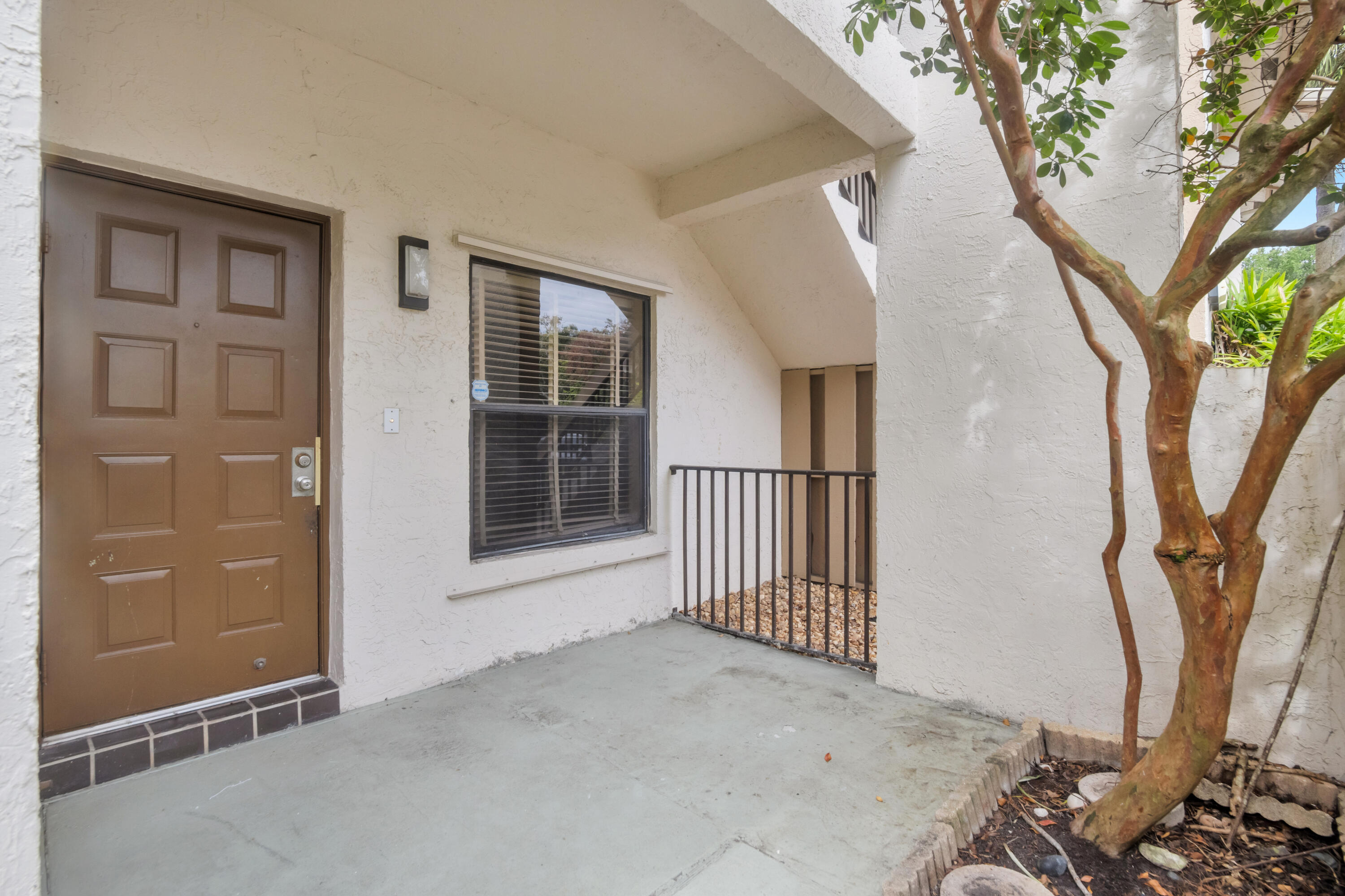 Foto de propiedad en 2112 NW 45th Avenue, Coconut Creek, FL 33066 Coconut Creek con MLS# 