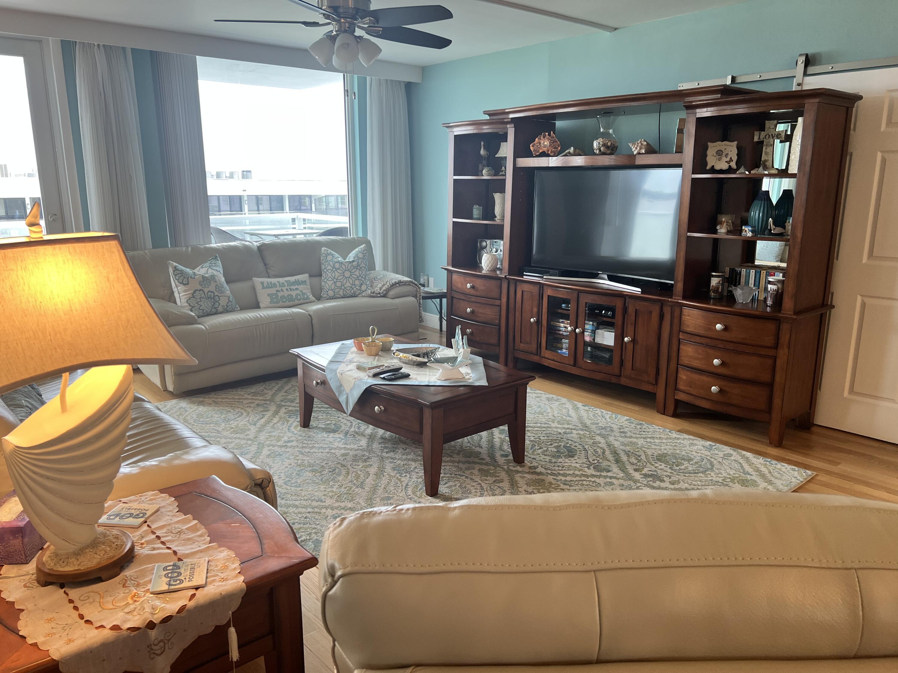 Foto de propiedad en 3450 S Ocean Boulevard Boulevard 701, Palm Beach, FL 33480 Palm Beach con MLS# 